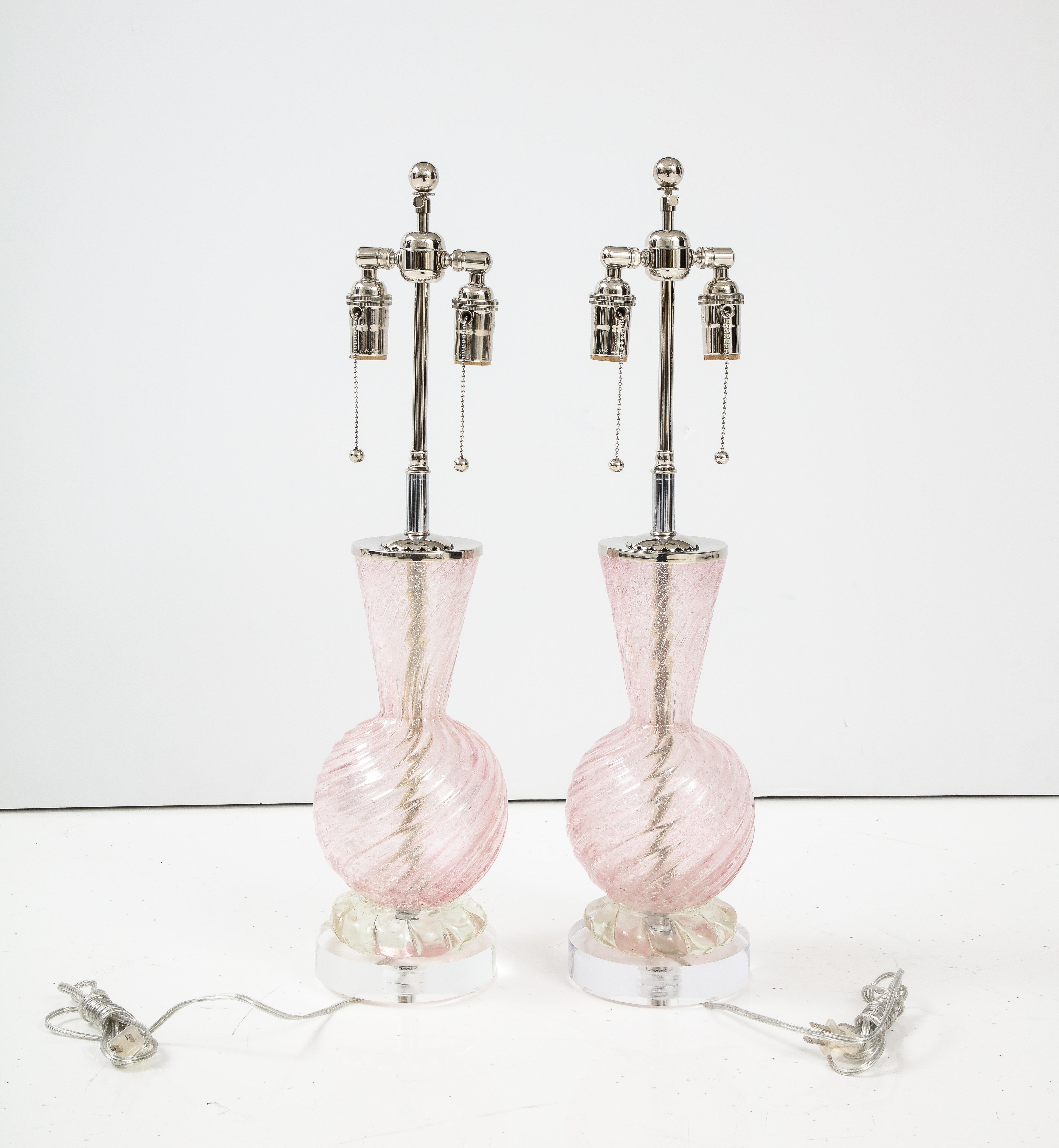 Pair of Pink Barovier Murano Glass Lamps For Sale 3