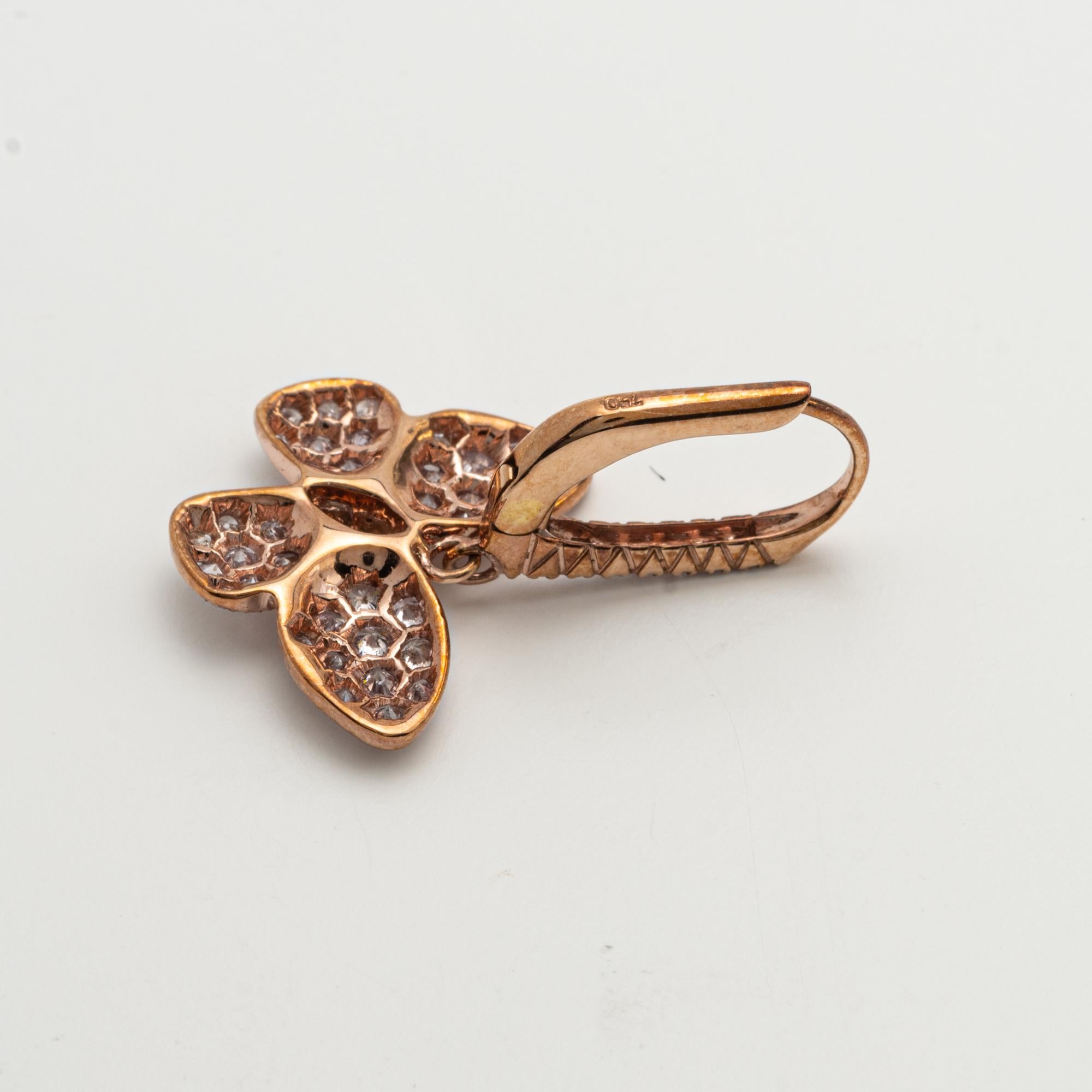 Paar Pink Diamond und Diamond Butterfly Ohrringe (Rundschliff)