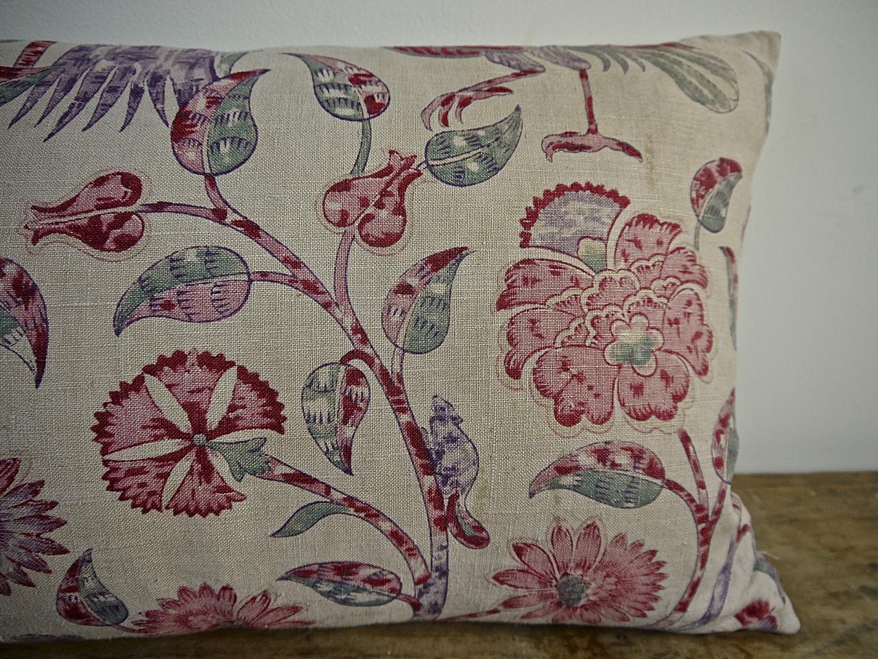 Pair of Pink Floral Linen Pillows French, 19th Century 4