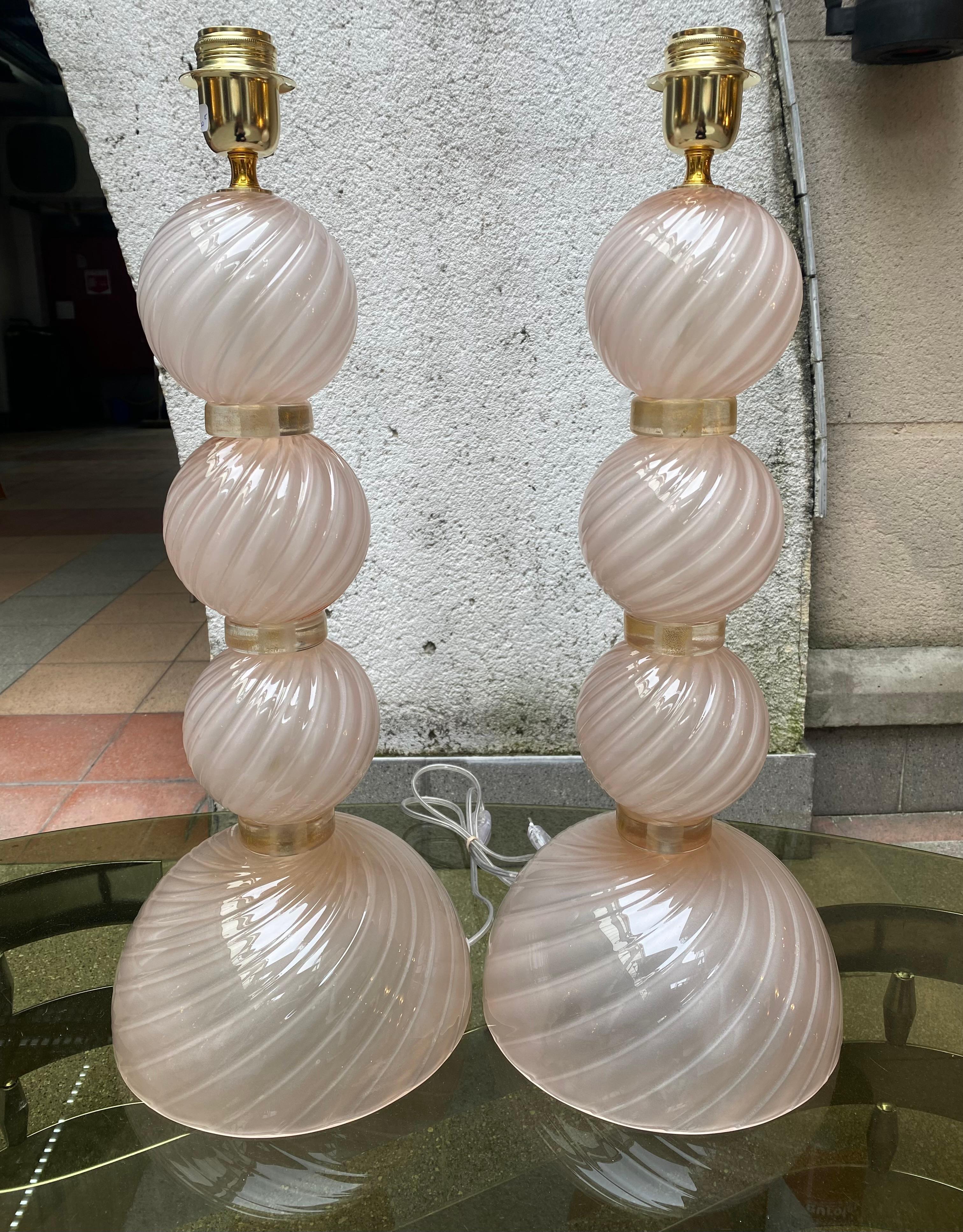 Paire de lampes roses  verre Murano Bon état - En vente à Saint ouen, FR