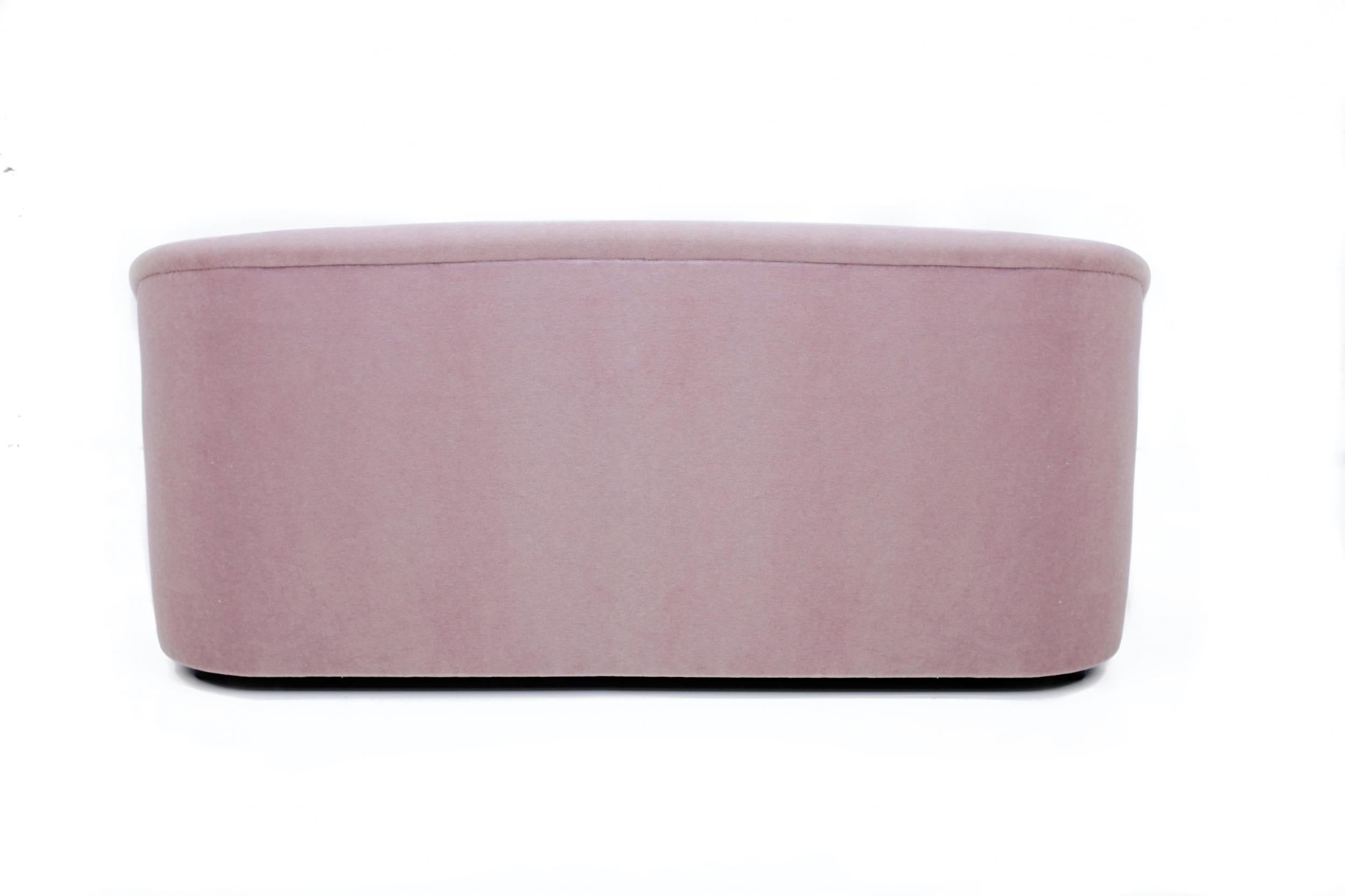 Pair of Pink Mohair Settees by Directional Furniture In Excellent Condition In Chicago, IL