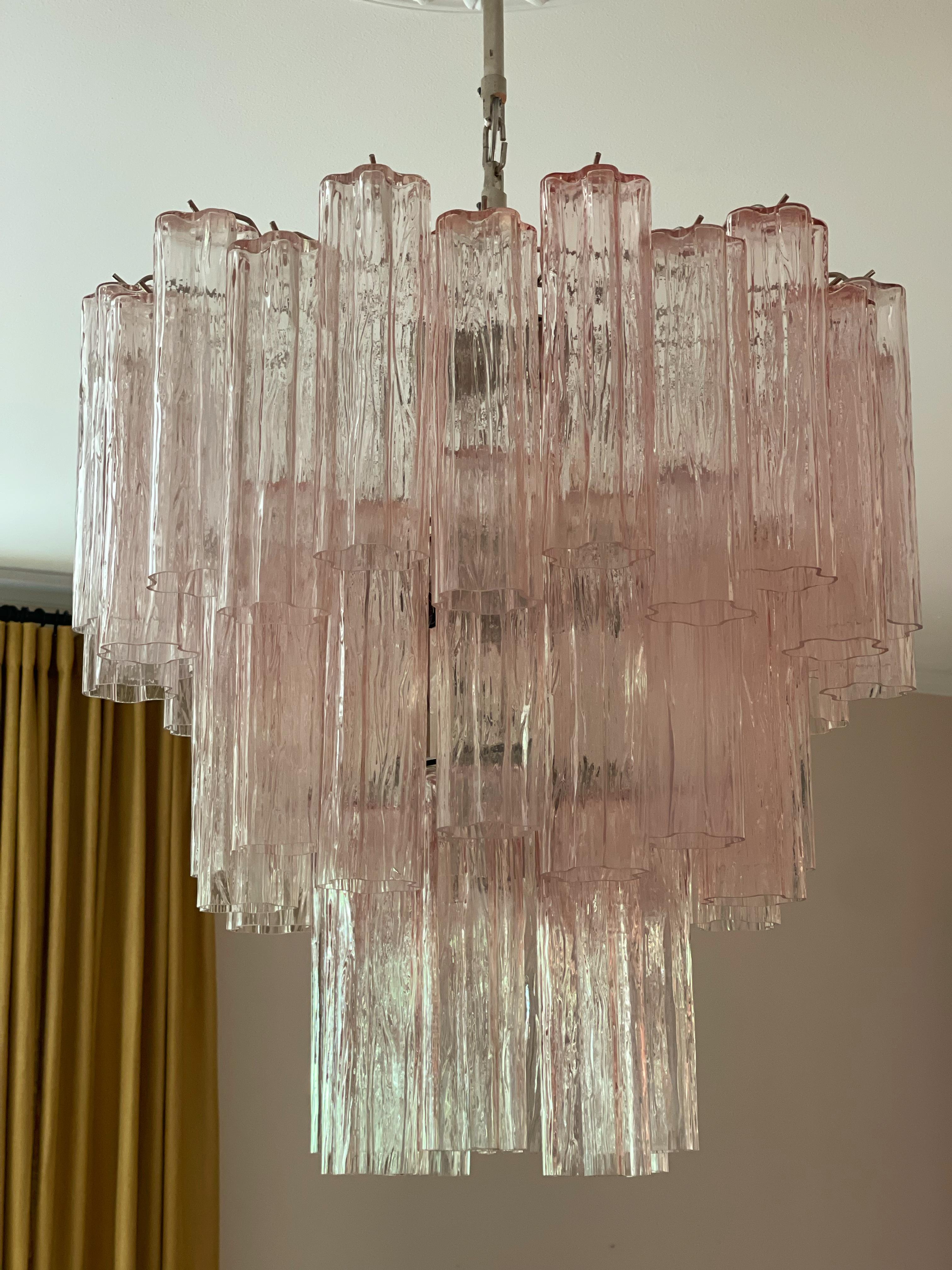 Contemporary Pair of Pink Murano Chandeliers Tronchi For Sale