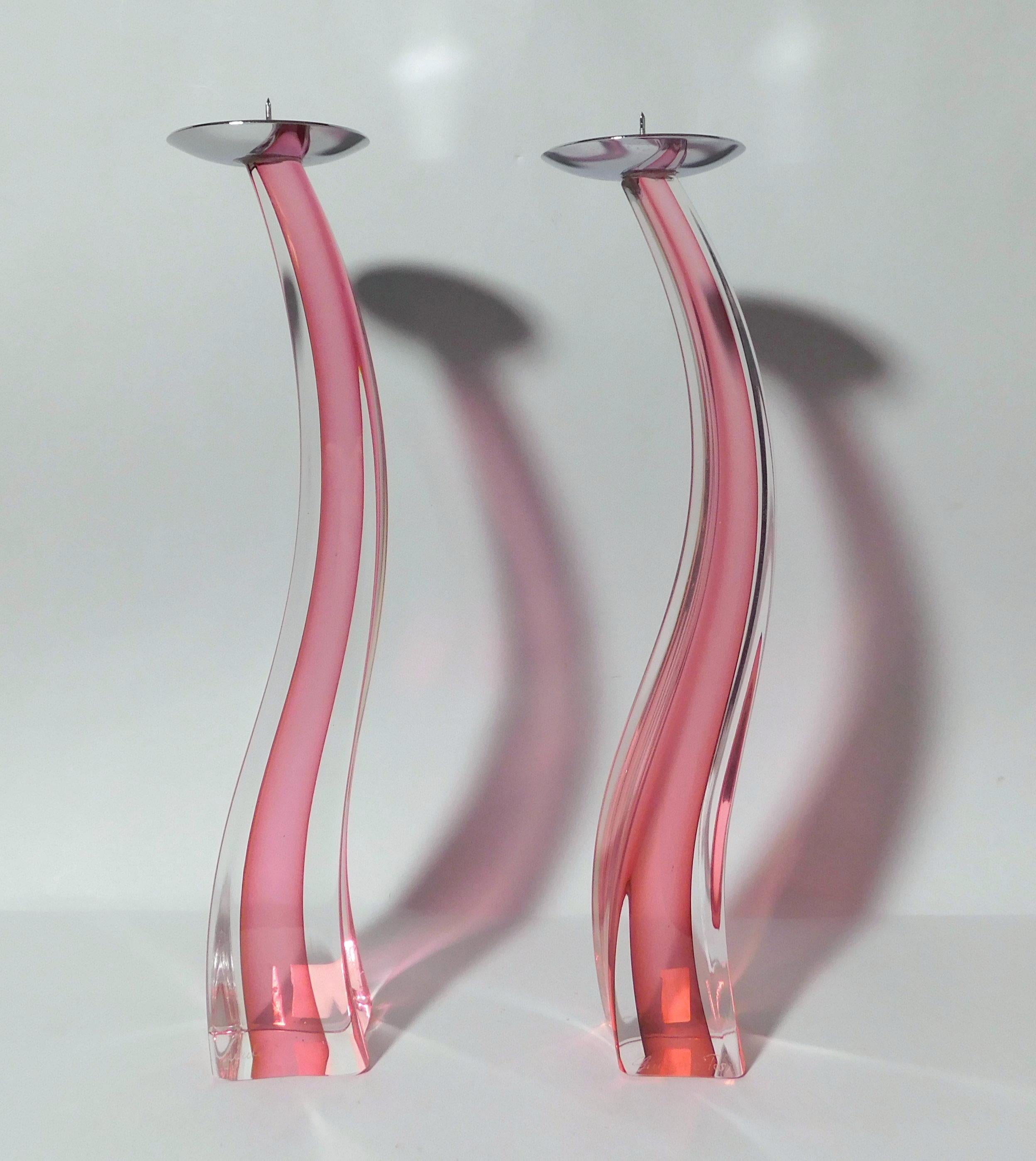 Pair of Pink Murano Glass Candlesticks by Giuliano Tosi In condizioni buone in vendita a Los Angeles, CA