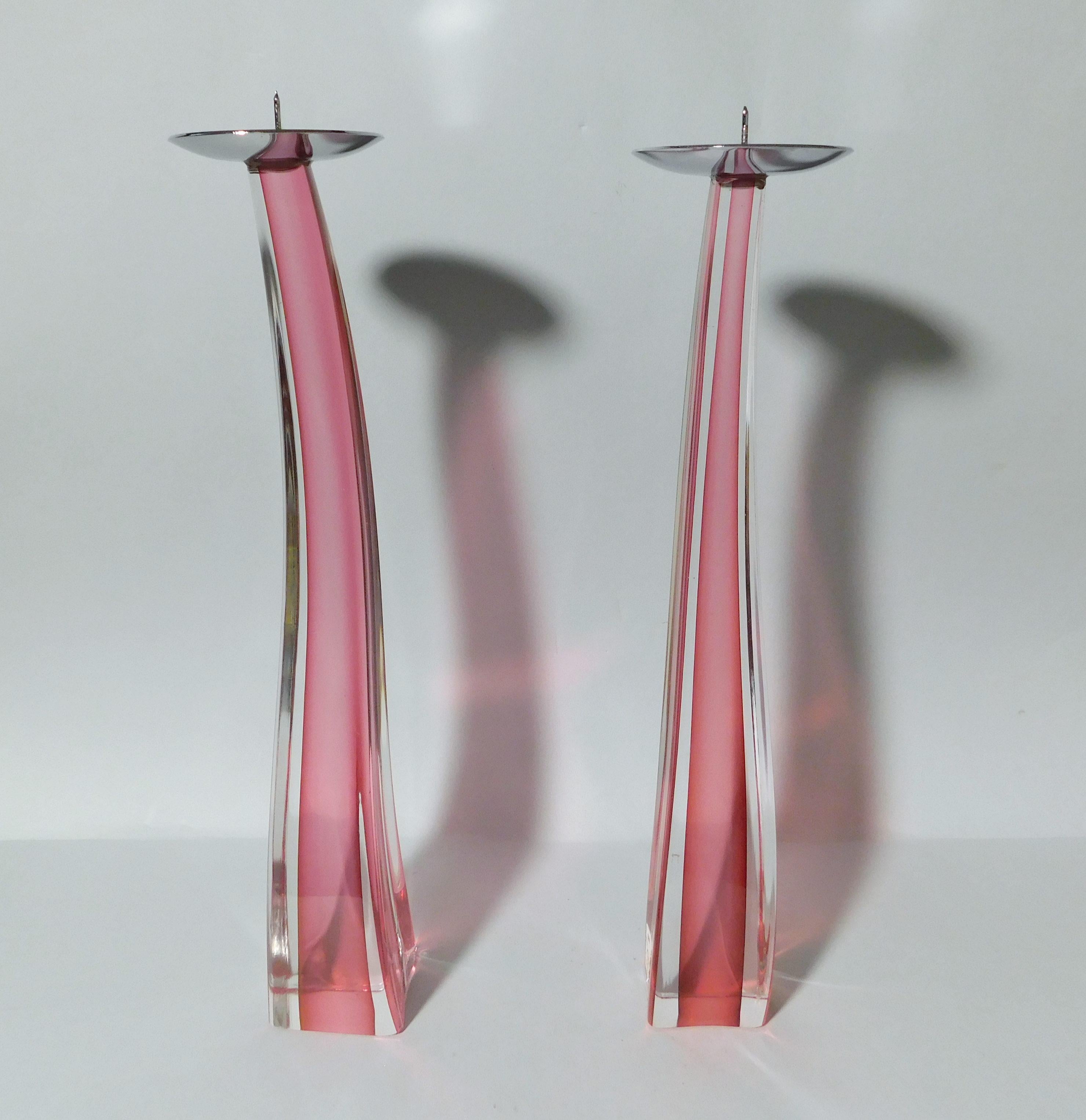Vetro di Murano Pair of Pink Murano Glass Candlesticks by Giuliano Tosi in vendita