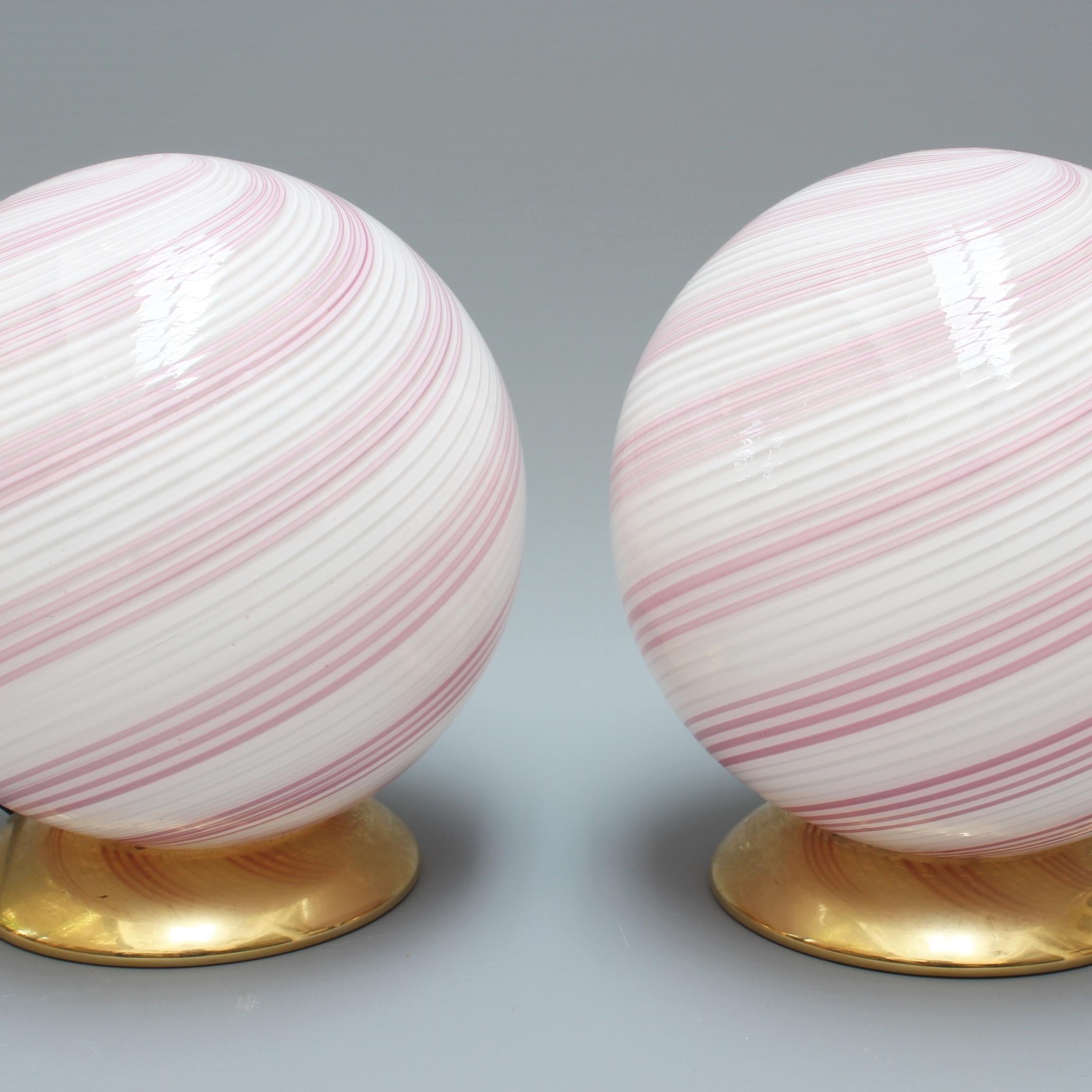 Italian Pair of Pink Murano Glass Globe Table Lamps, circa 1960s