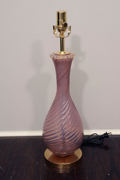 Pair of Pink Murano Lamps In Excellent Condition In New York, NY