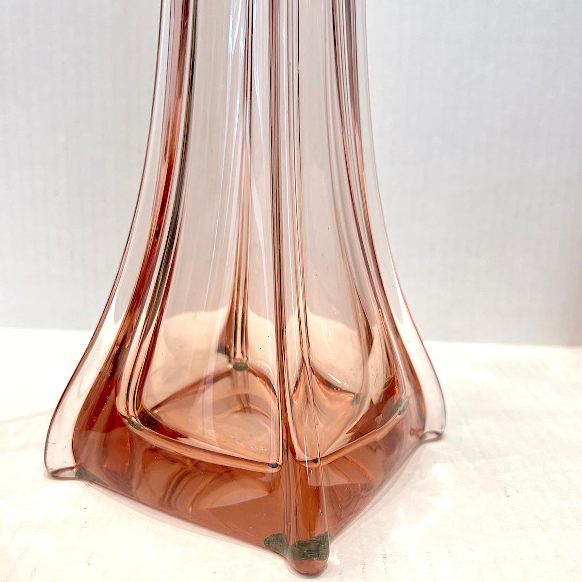 Early 20th Century Pair of Pink Murano Lamps For Sale