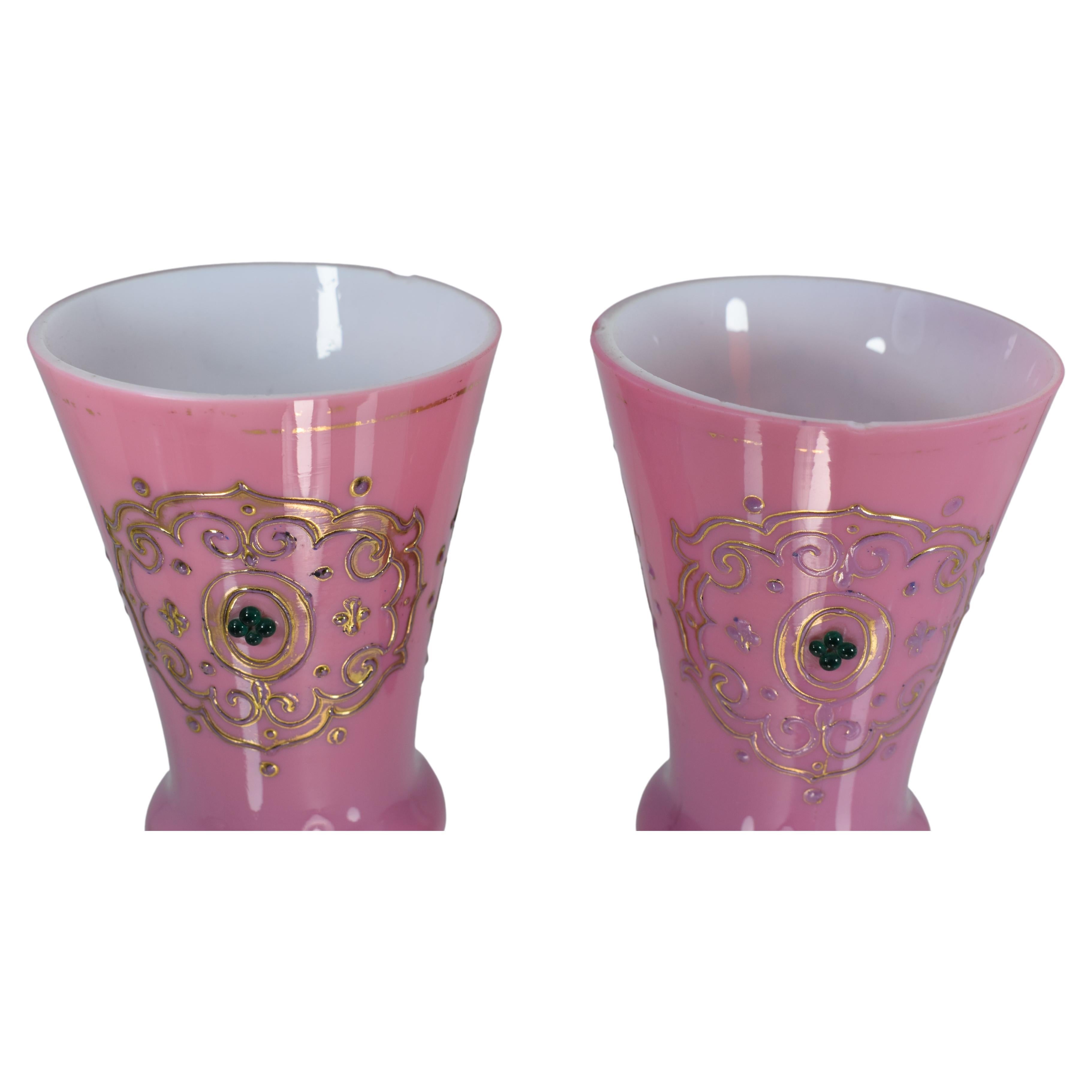 Pair of Pink Opaline Enamelled Glass Cups, made for Islamic Market 19th Century In Good Condition In Rostock, MV