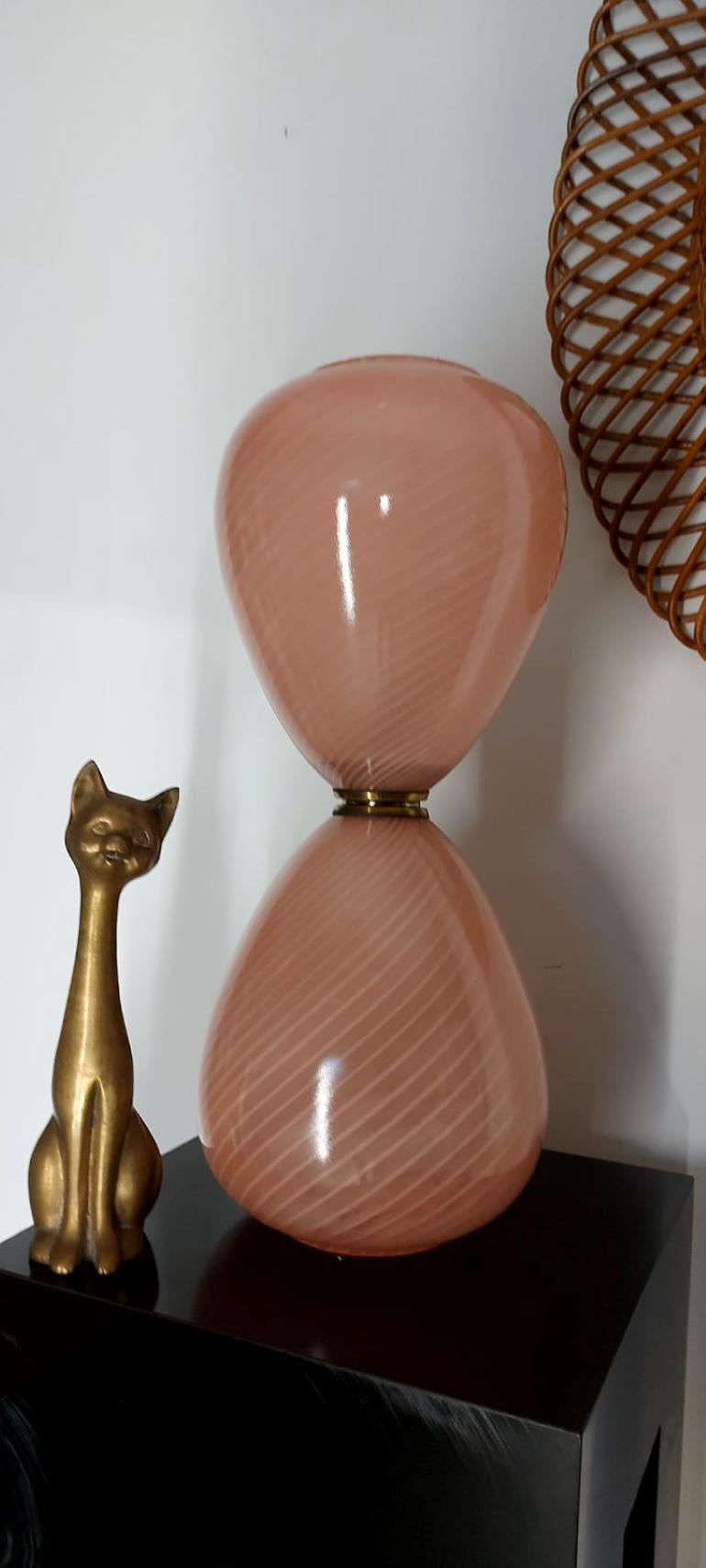 Pair of Pink Pale Blown Glass Murano Hourglass Table Lamps, 1950s For Sale 5