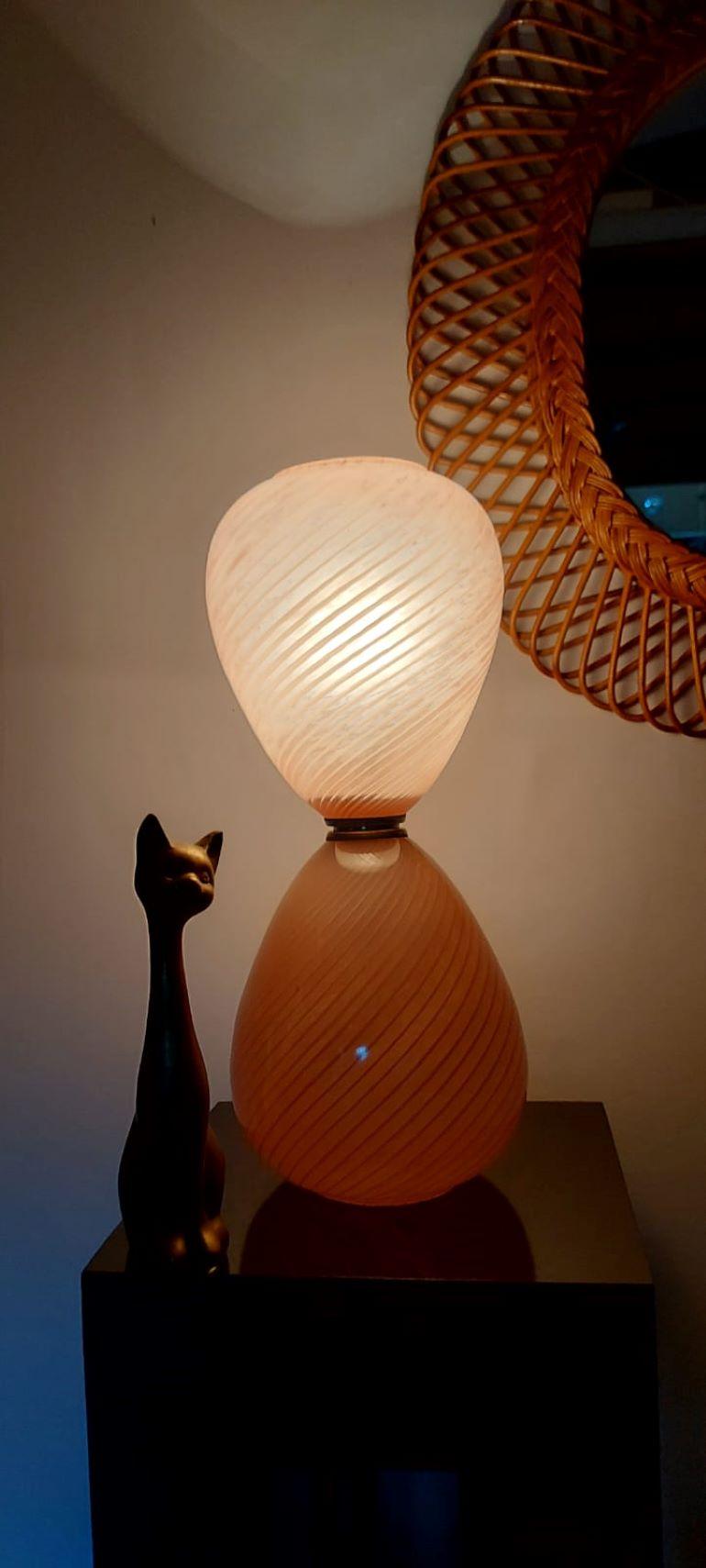 Mid-Century Modern Pink Pale Blown Glass Murano Hourglass Table Lamp, 1950s