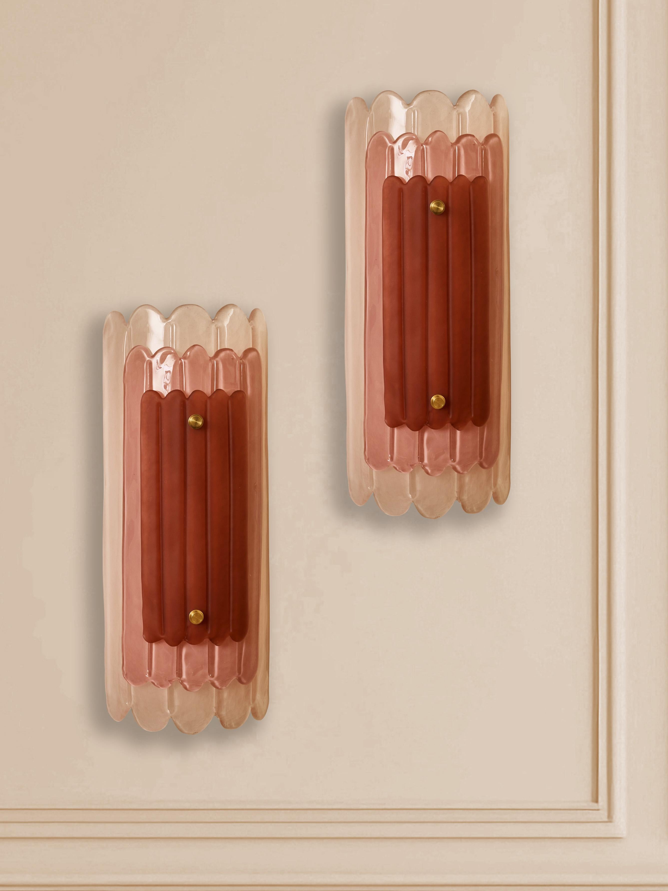 Mid-Century Modern Pair of Pink tinted Murano glass sconces by Studio Glustin For Sale