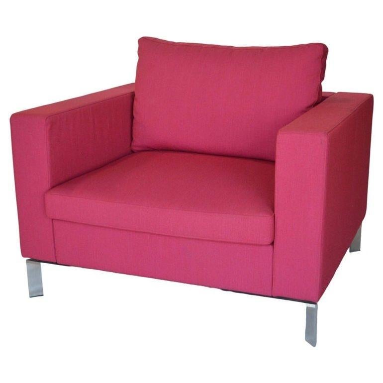 Moderno Coppia di poltrone imbottite rosa Allermuir Stirling, Inghilterra, anni 2000 ca. in vendita