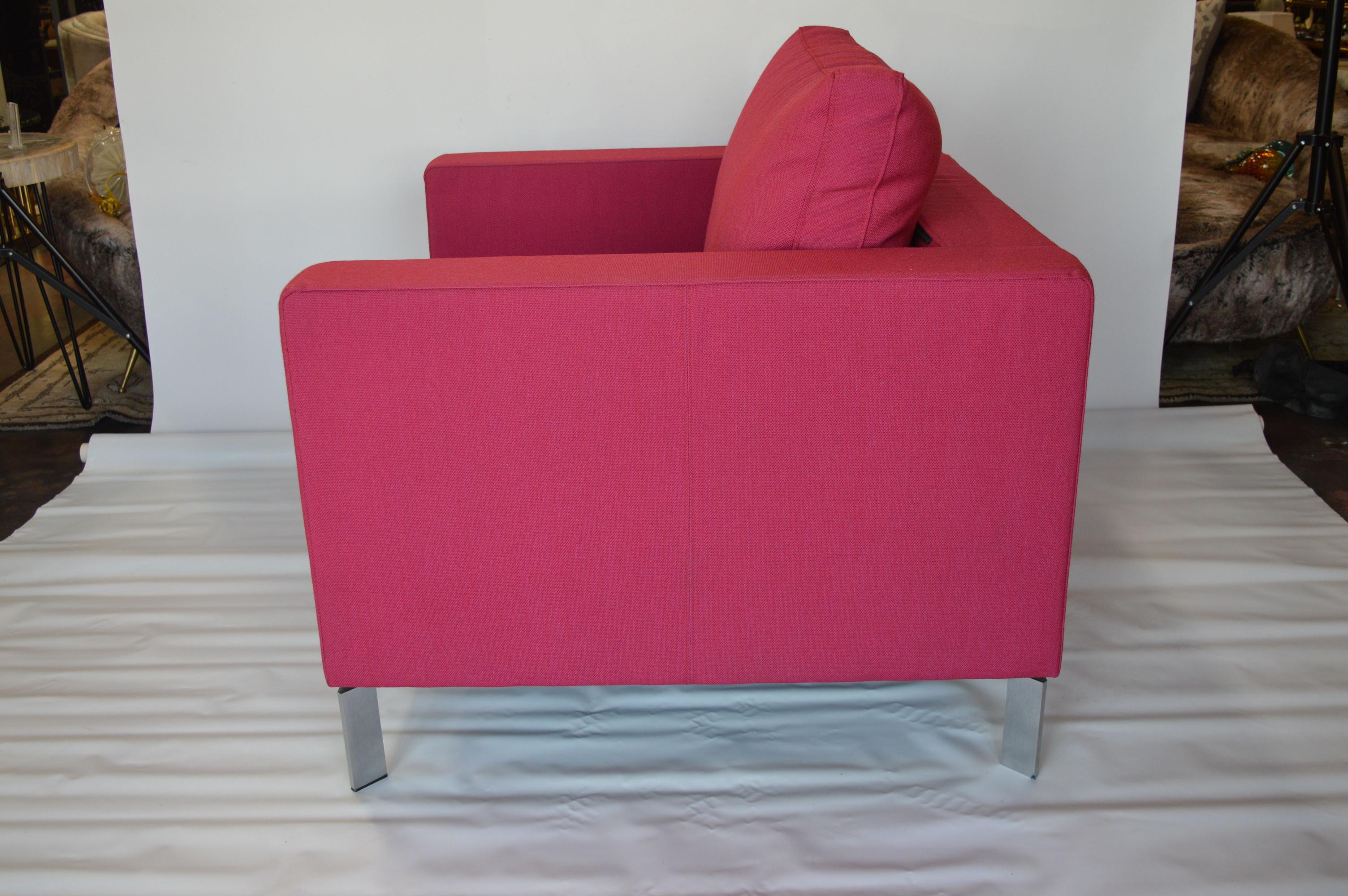 Modern Pair of Pink Upholstered Allermuir Stirling Armchairs, England, C. 2000s For Sale