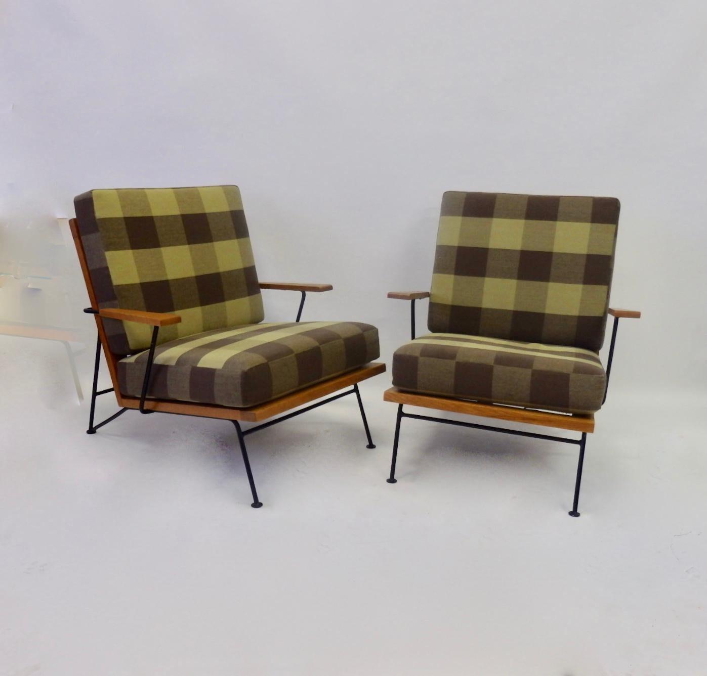 Mid-20th Century Pair of Pipsan Saarinen Robert Swanson Wood on Wrought Iron Frame Lounge Chairs