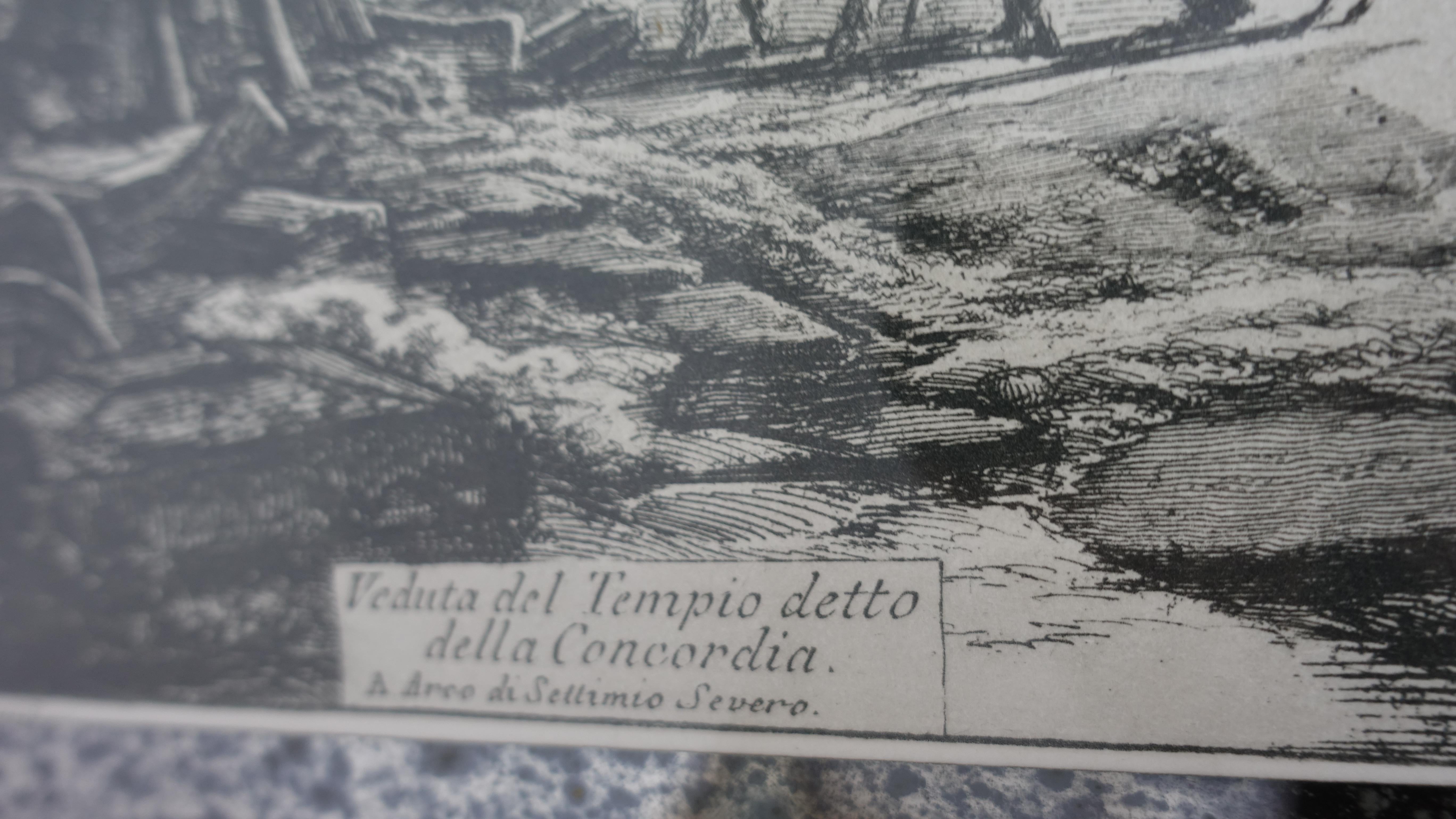 Paire d'estampes Piranesi italiennes dans des cadres en miroir  en vente 5