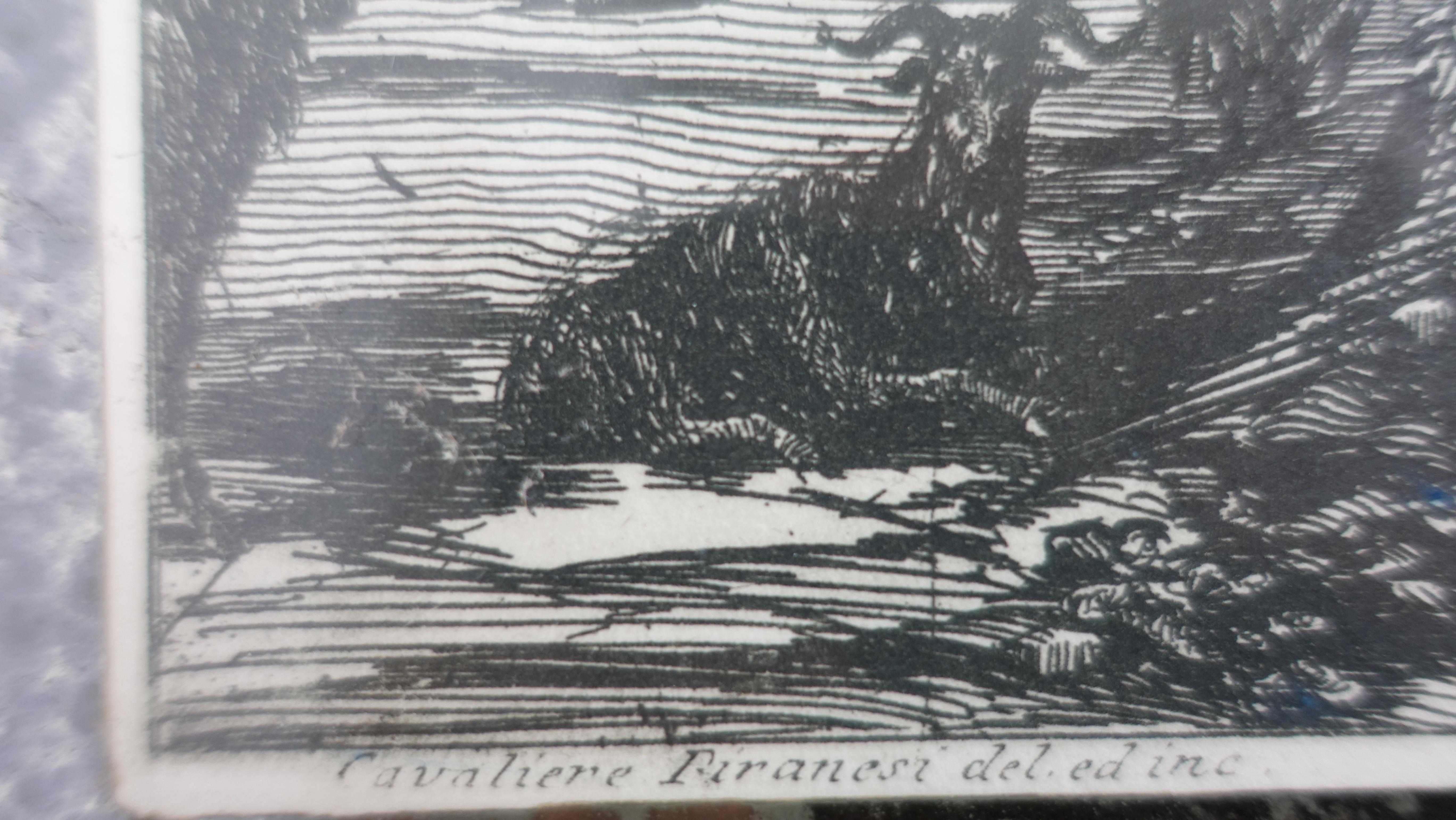 Paire d'estampes Piranesi italiennes dans des cadres en miroir  en vente 6