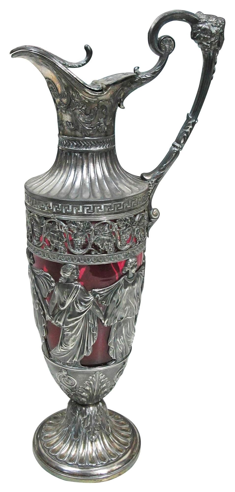 Allemand Paire de pichets WMF, allemand, 1909 en métal argenté et cristal rouge, Art Nouveau en vente