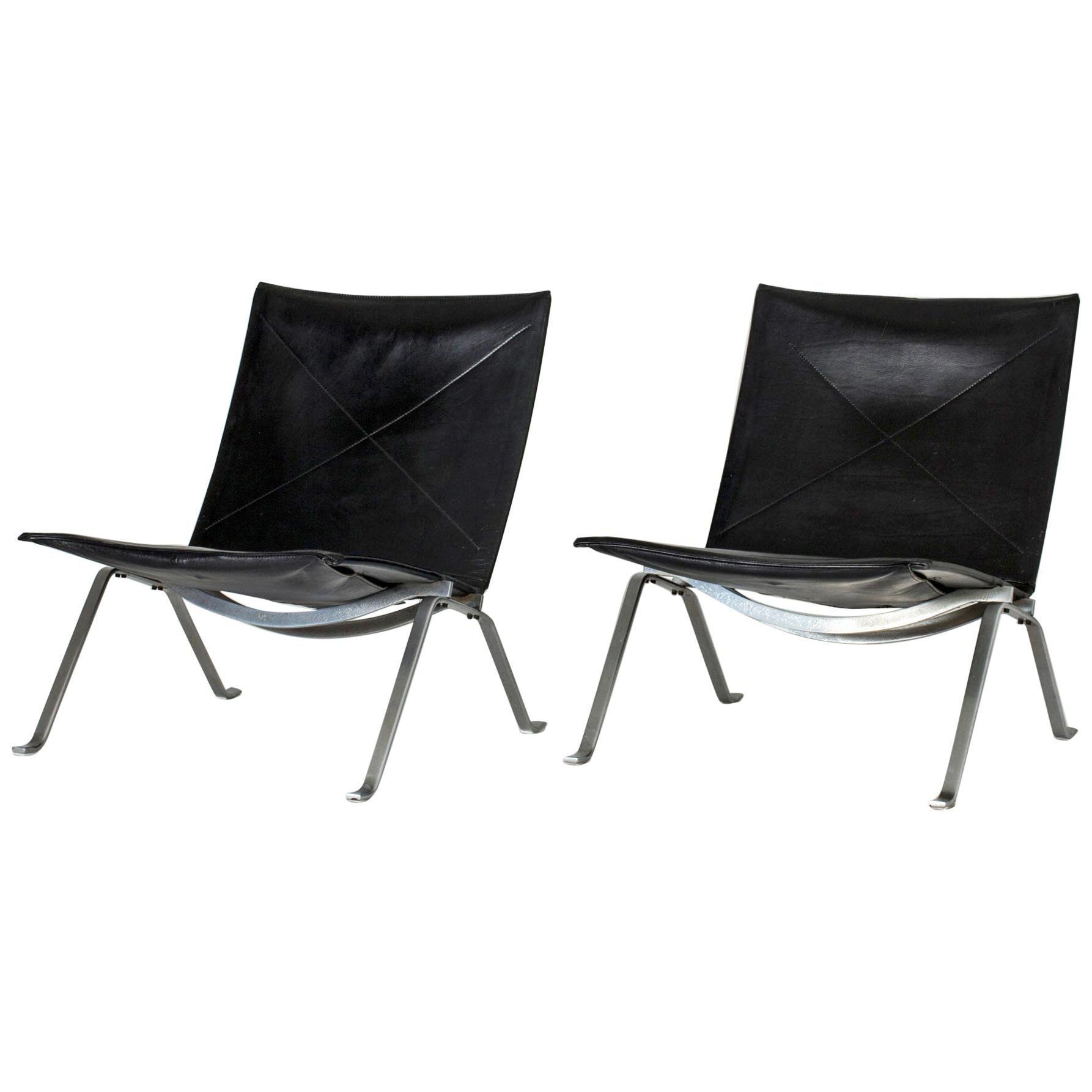 Pair of "PK 22" Lounge Chairs by Poul Kjærholm