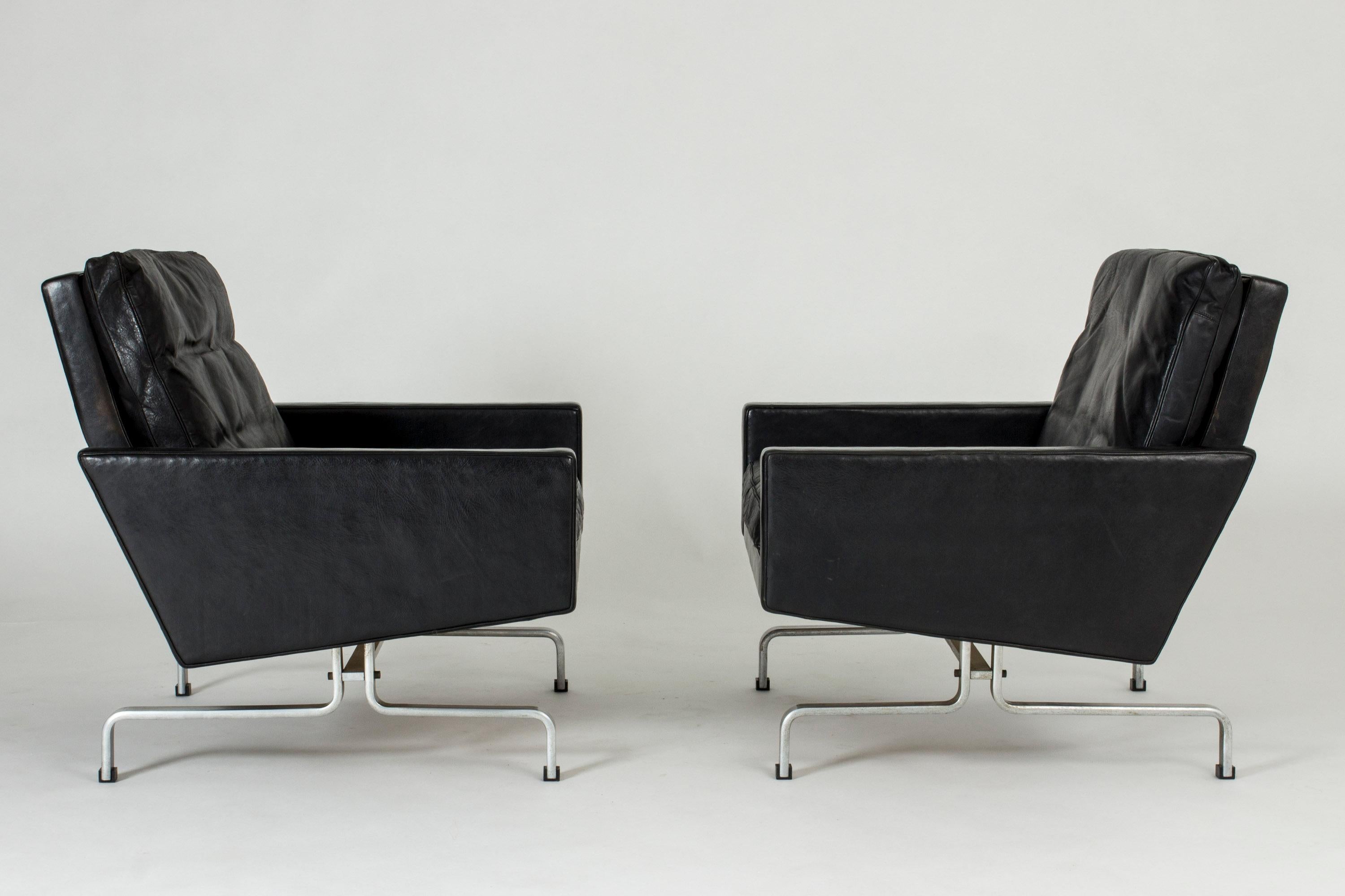 Danish Pair of “PK 31” Lounge Chairs by Poul Kjærholm for E. Kold Christensen