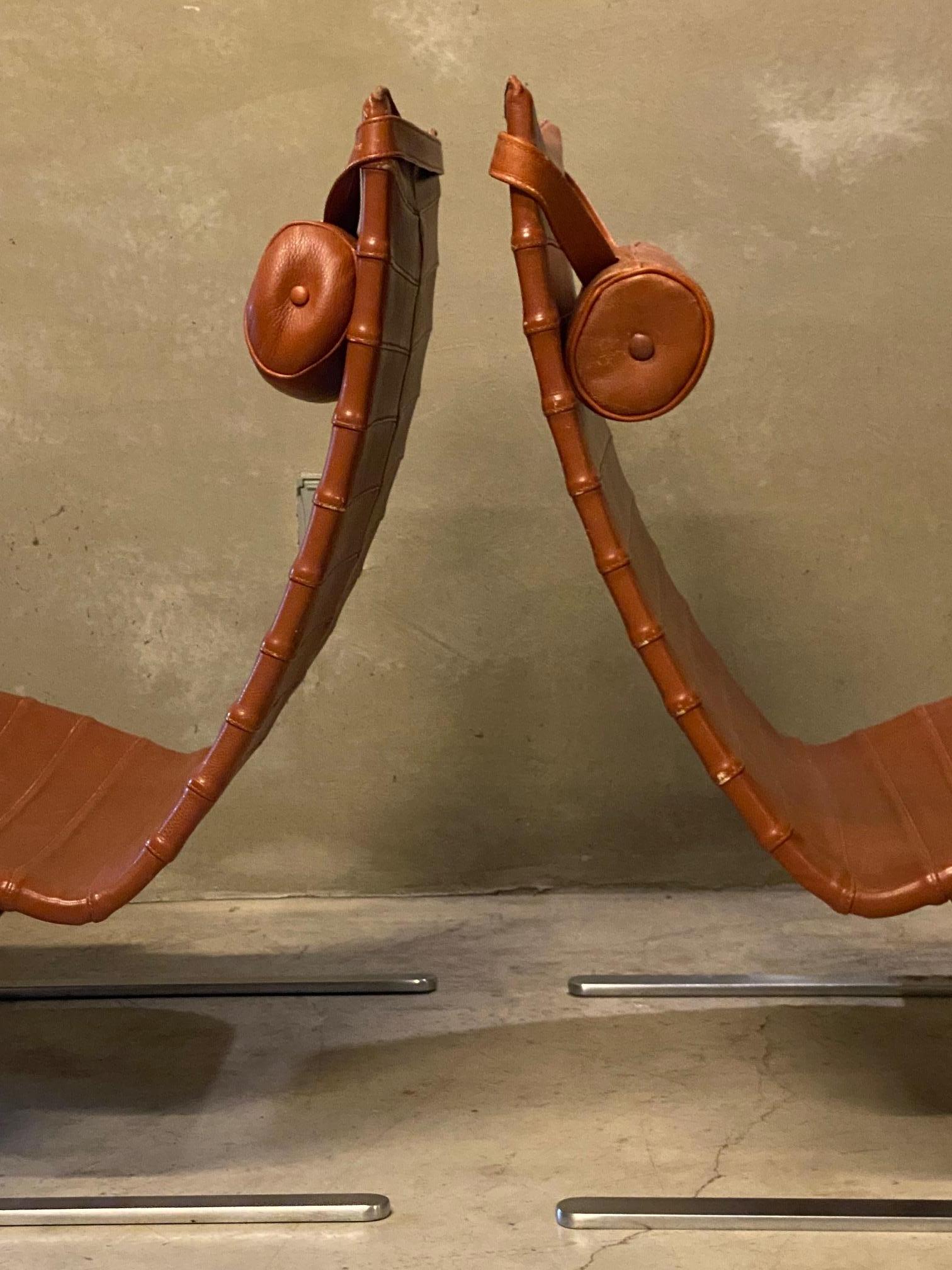 Mid-Century Modern Pair of PK20 Lounge Chairs by Poul Kjærholm, Denmark, 1980's For Sale