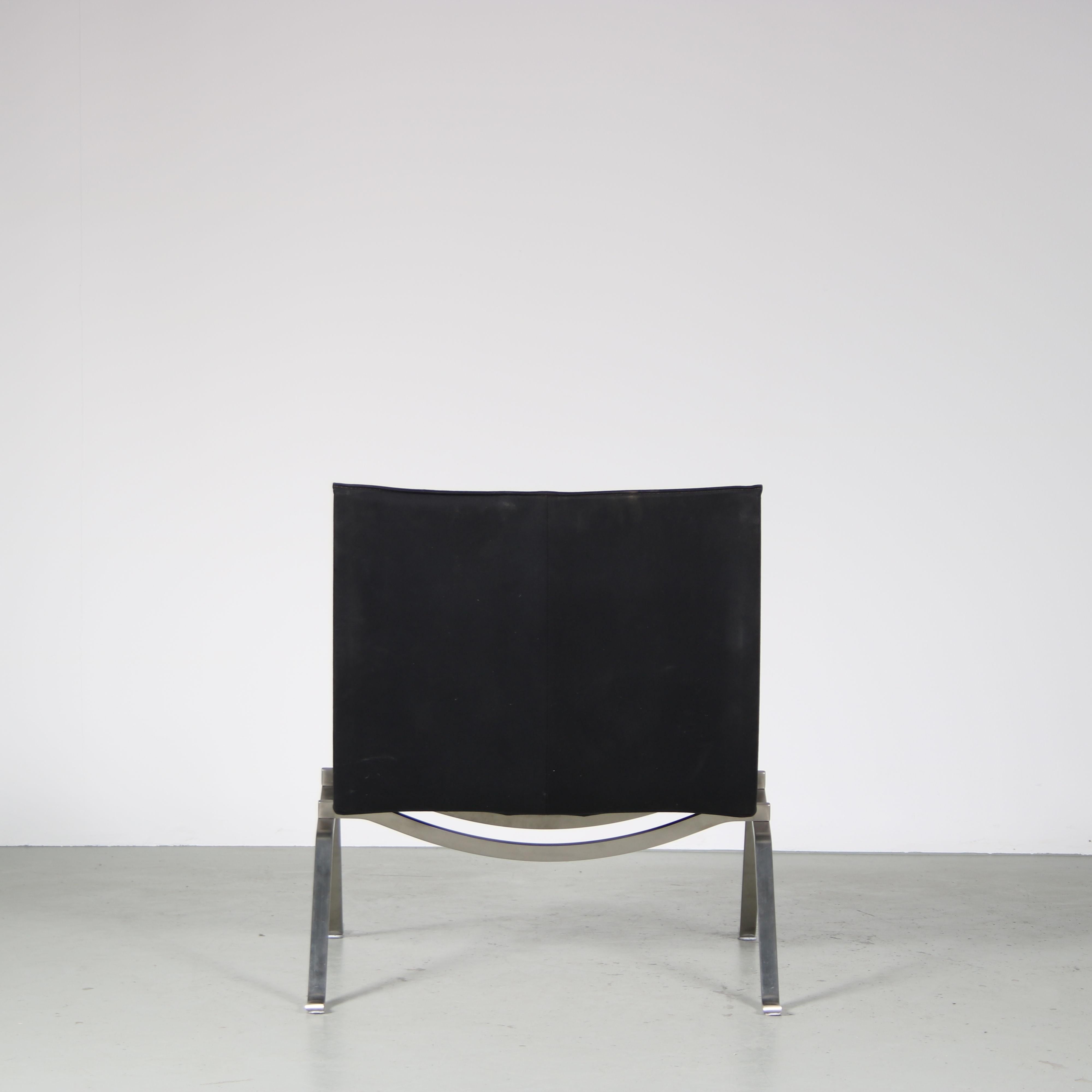 Pair of PK22 Chairs by Poul Kjaerholm for Fritz Hansen, Denmark, 2010 For Sale 5