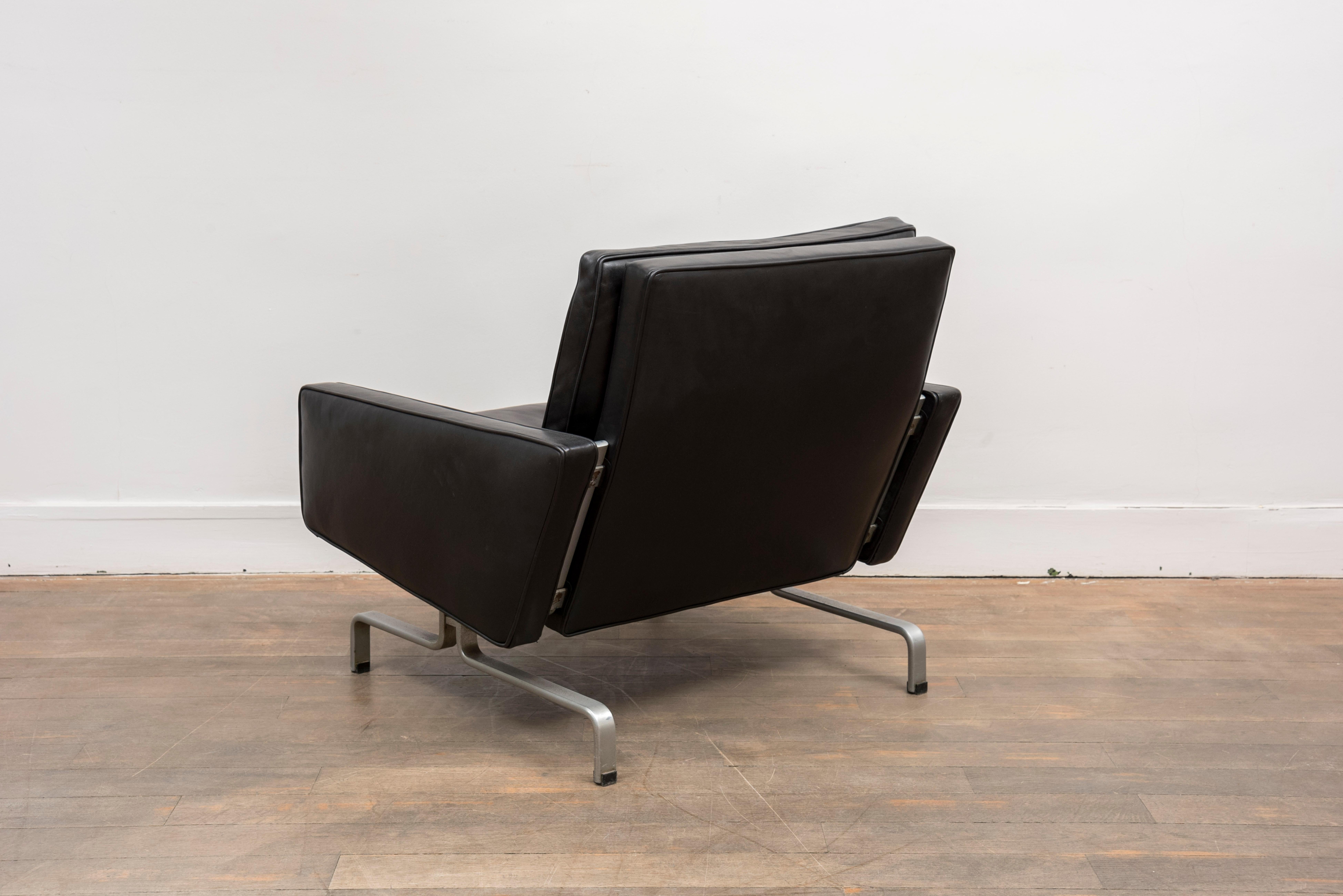 Mid-Century Modern Pair of PK31/1 Poul Kjaerholm Lounge Chairs