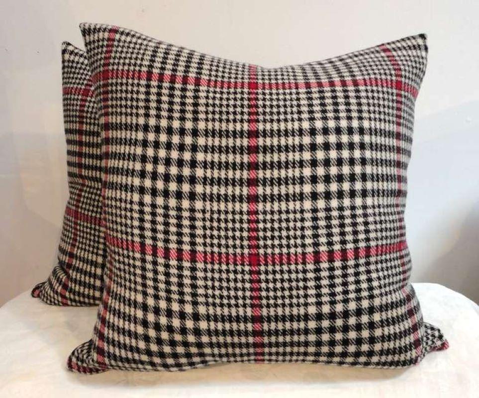 Adirondack Pair of Plaid Hounds Tooth Pillows For Sale