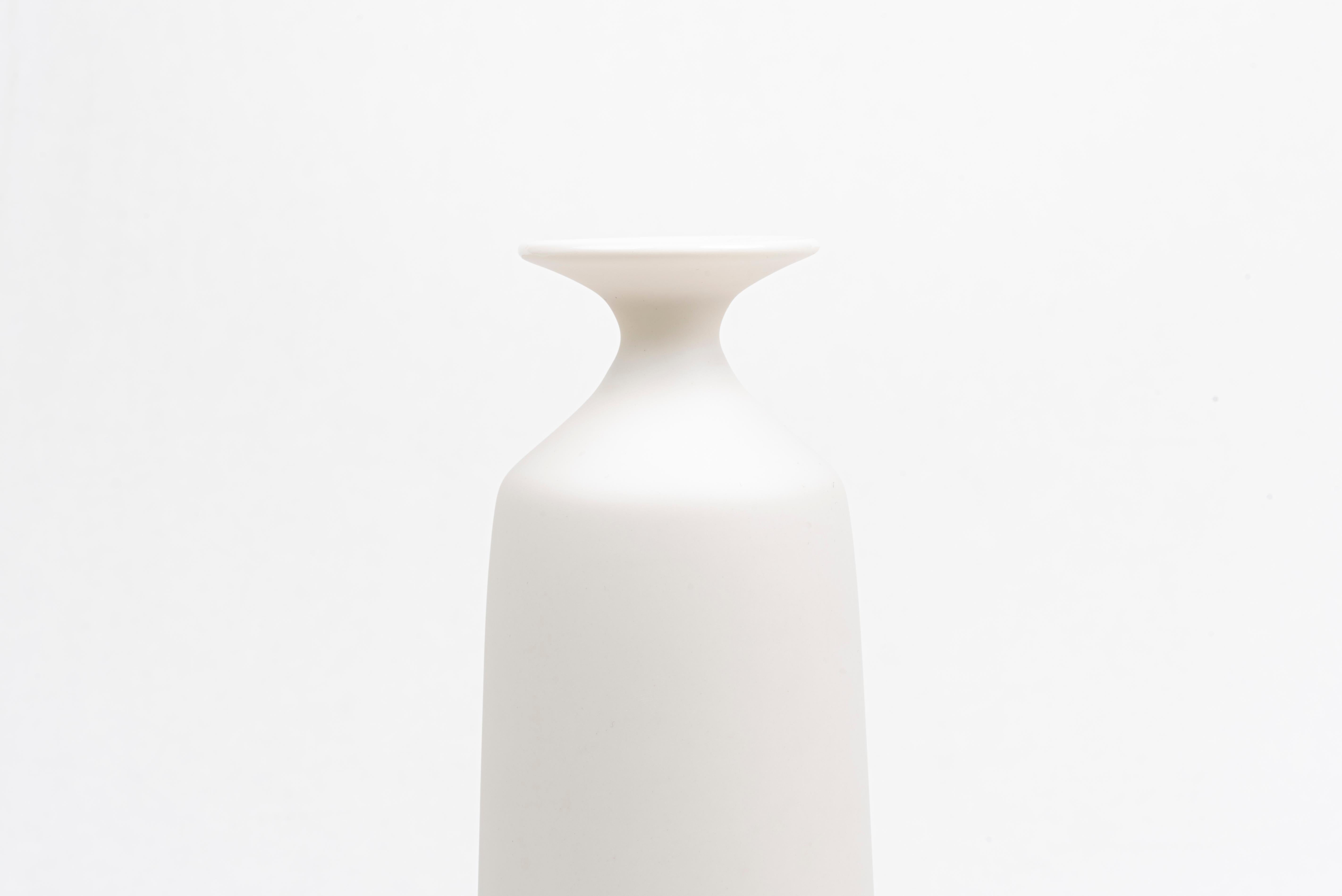 Pair of Plain Vases II  by Studio Cúze 4