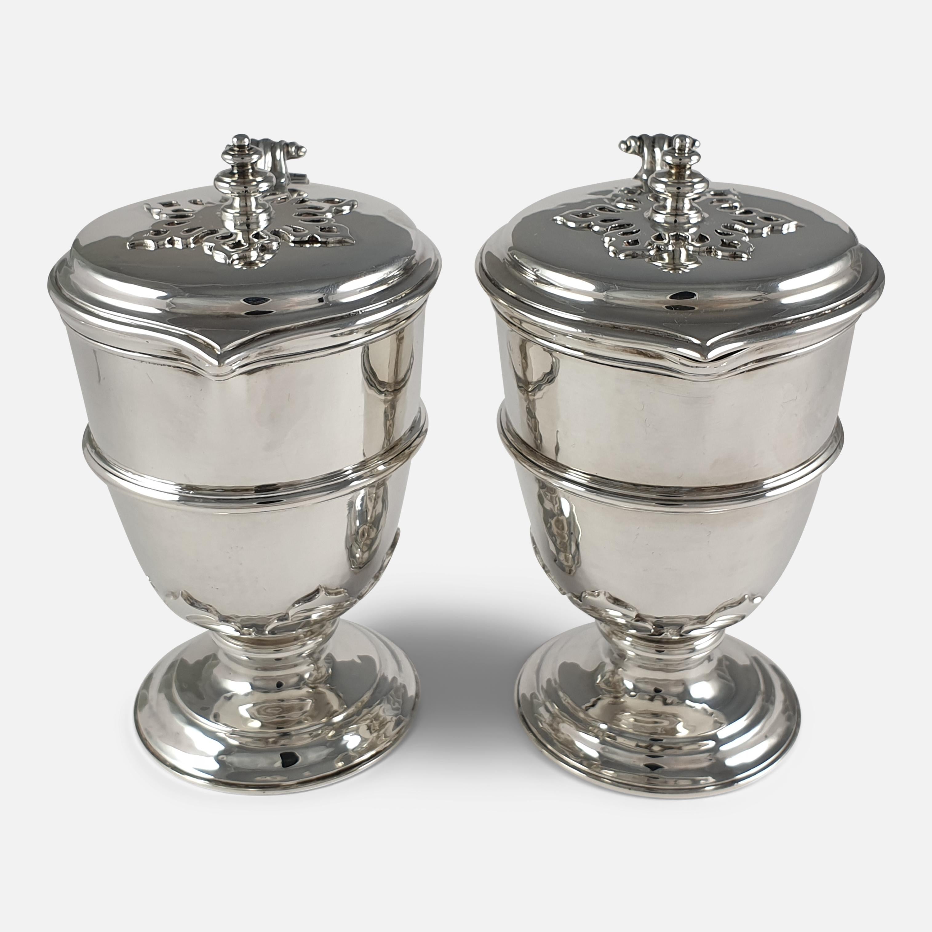Pair of Sterling Silver Ewers, London, 1935 For Sale 6