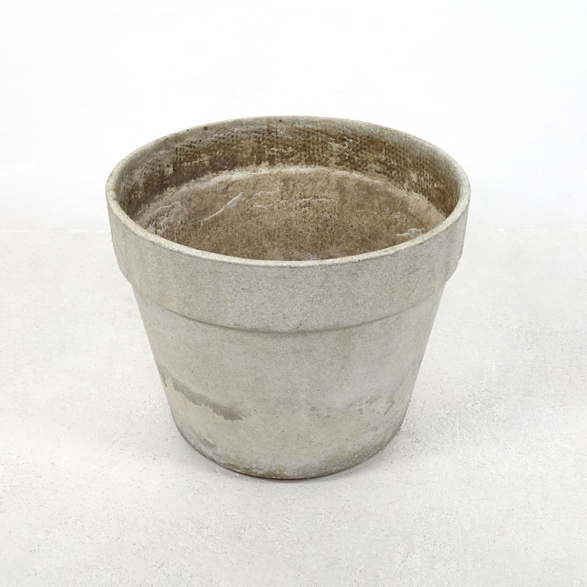 Pair of Planters in Flower Pot Shape with Ribbed Rims by Willy Guhl for Eternit 3