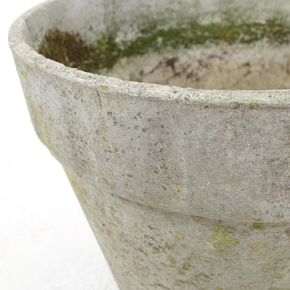 20th Century Pair of Planters in Flower Pot Shape with Ribbed Rims by Willy Guhl for Eternit