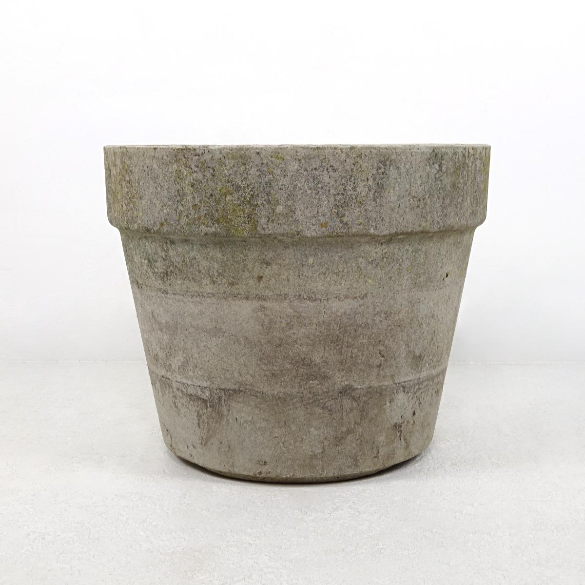 Pair of Planters in Flower Pot Shape with Ribbed Rims by Willy Guhl for Eternit 2