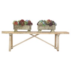 Paire de jardinières sur pieds