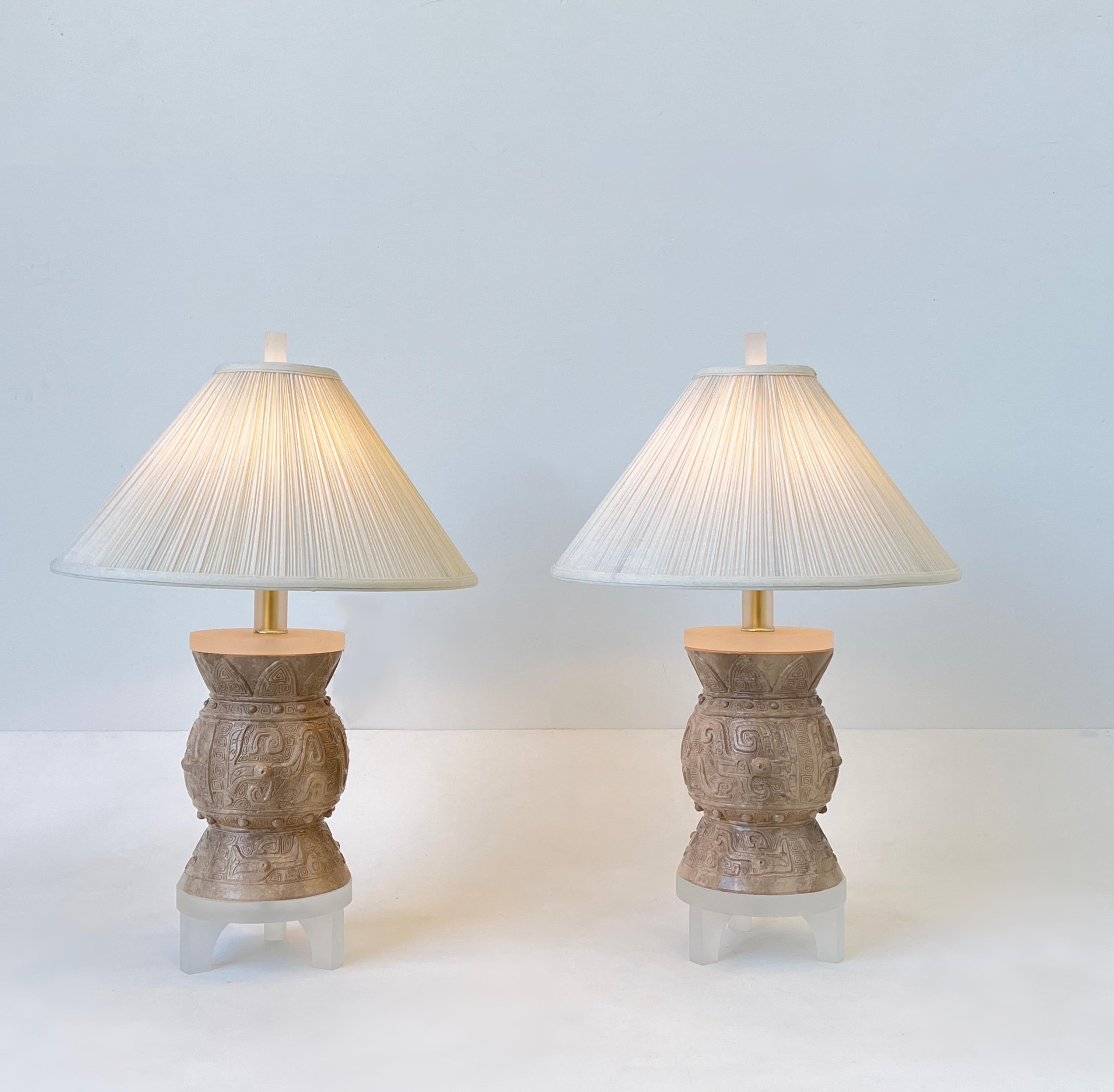 Pair of Plaster and Lucite Table Lamps by Bauer Lamp Co. For Sale 6