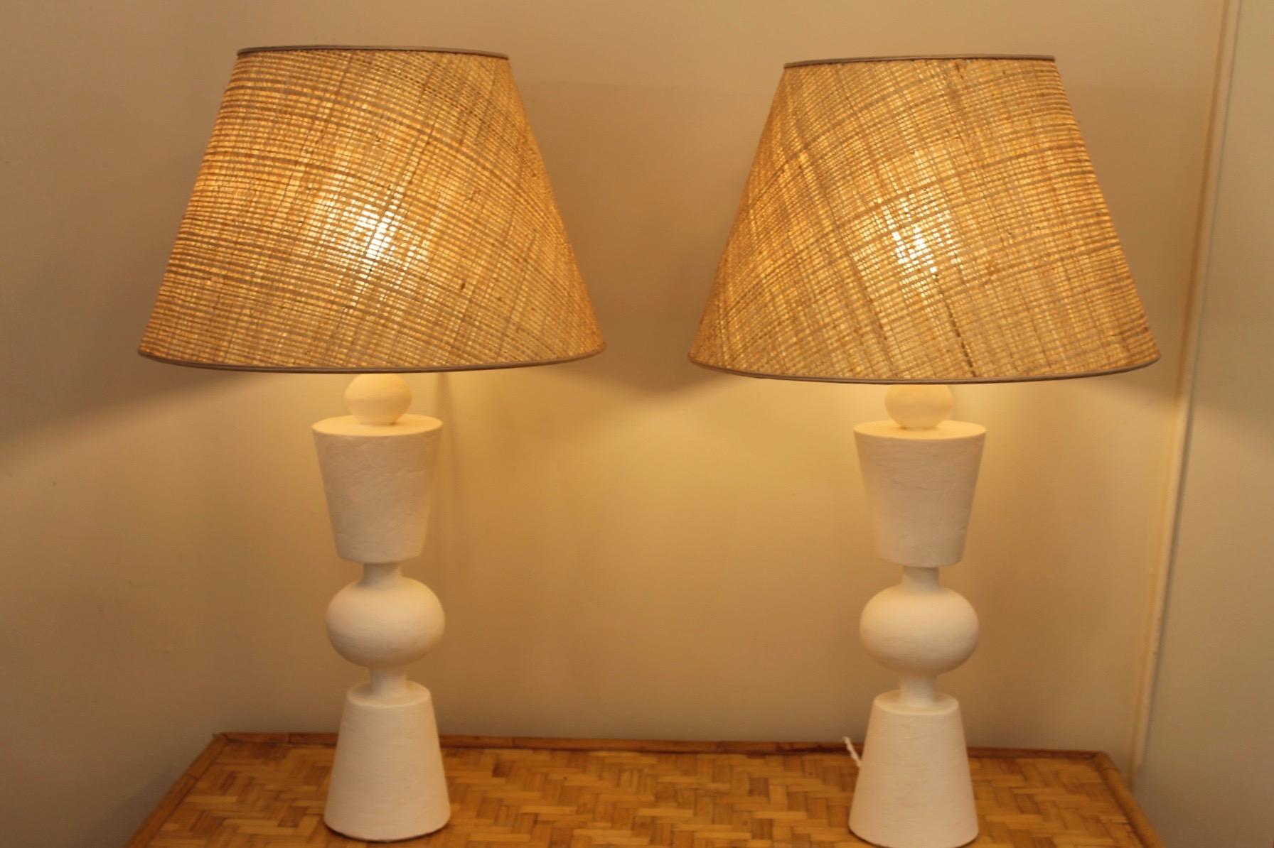 Pair of plaster lamps, in the manner of Jean Michel Franck For Sale 2