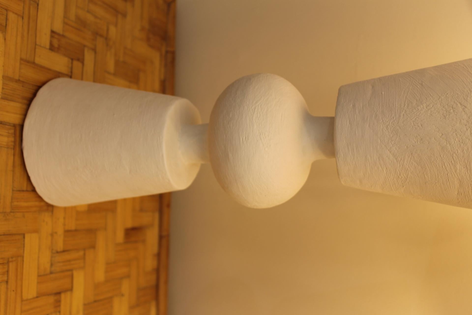 Paire de lampes en plâtre, à la manière de Jean Michel Franck en vente 6
