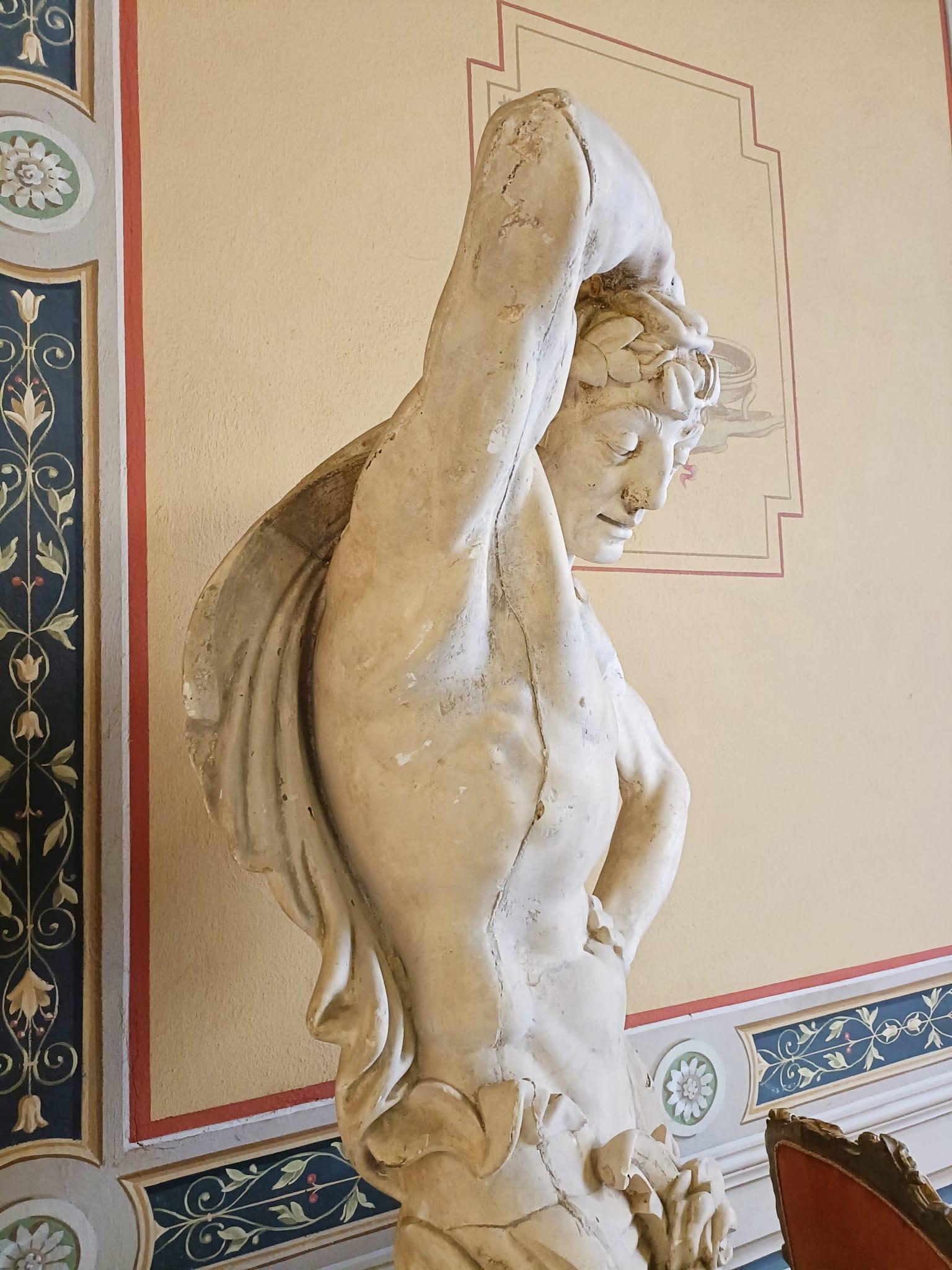 Pair of Plaster Man Sculpture, XIX, Italy 6