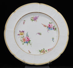 Paire d'assiettes, roses et tulipes, Nantgarw, vers 1815