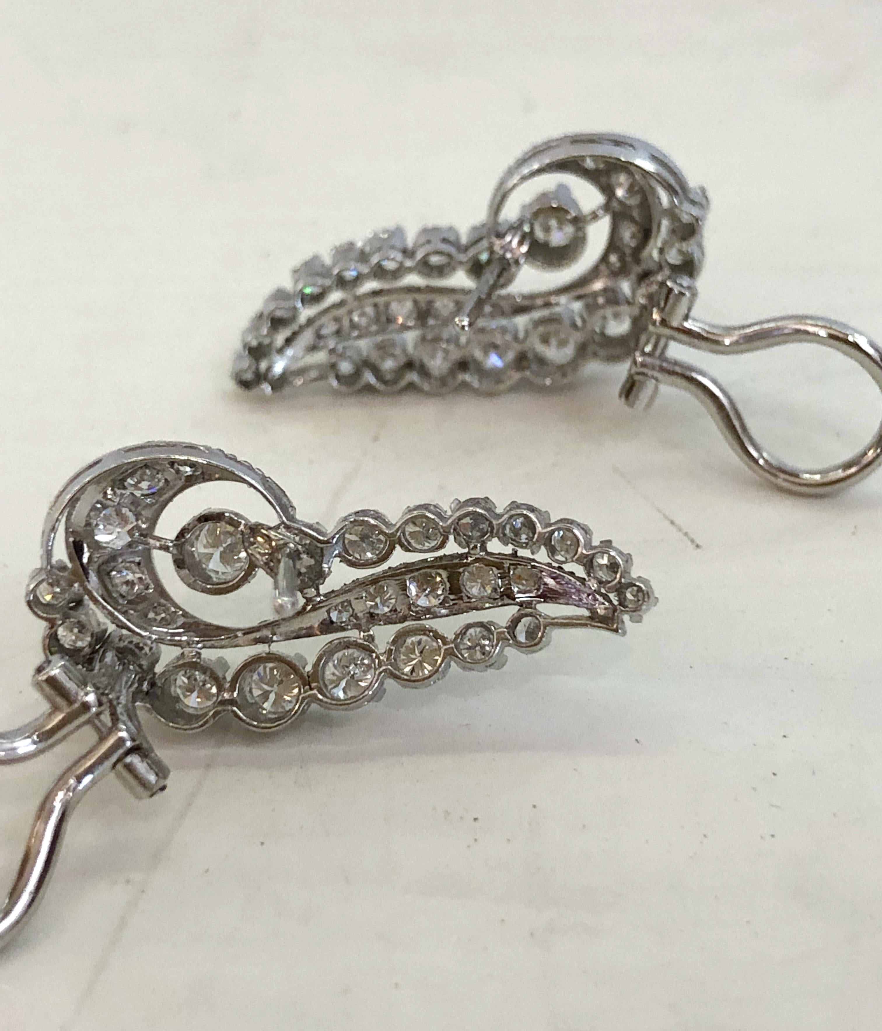 Pair of Platinum and Diamond Earrings In Good Condition For Sale In Palm Springs, CA