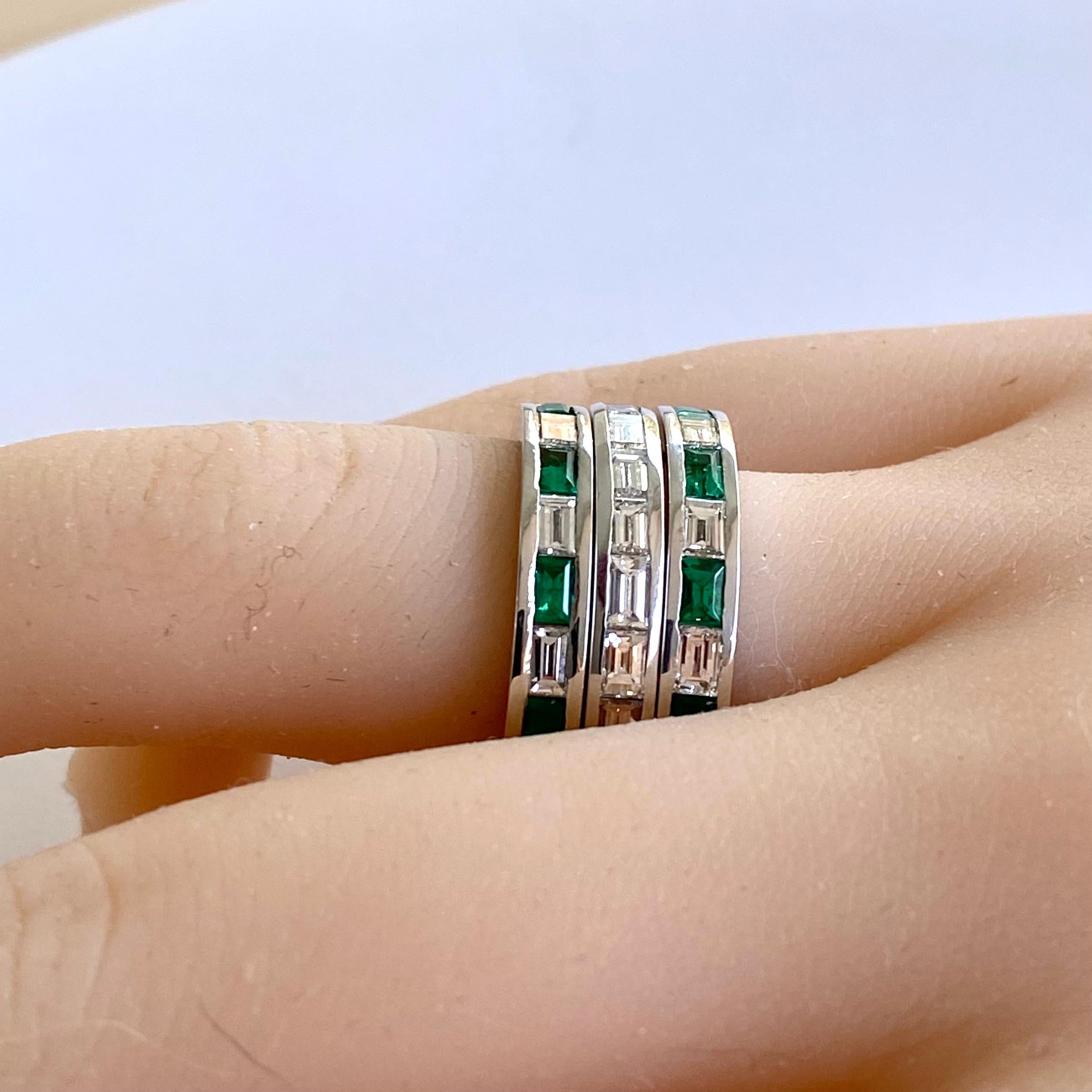 Paar Platin-Eternity-Ringe in Baguetteschliff mit Smaragd und Diamant 5