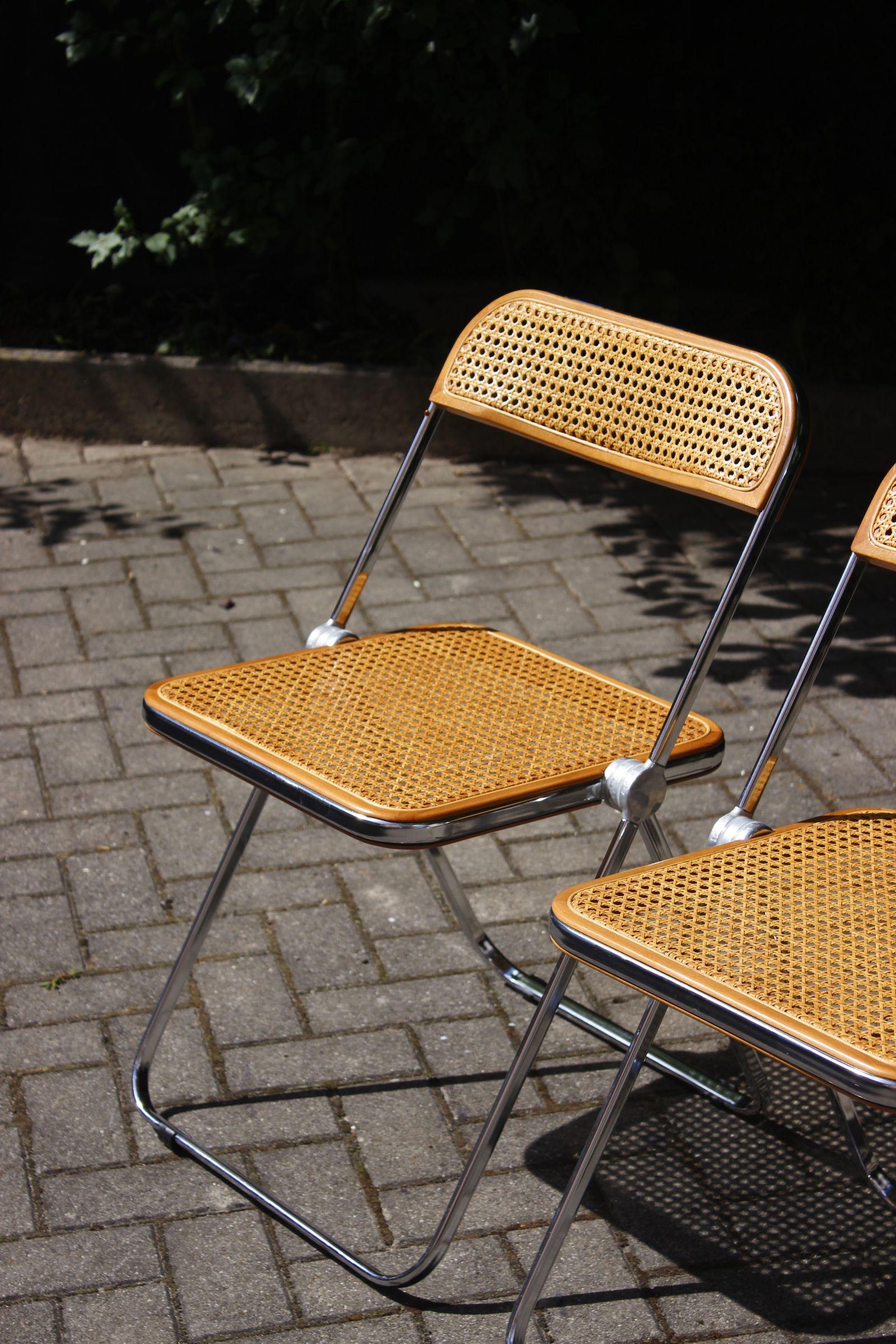 Pair of Plia cane chairs designed by Giancarlo Piretti for Castelli, 1970s In Good Condition For Sale In STRASBOURG, FR