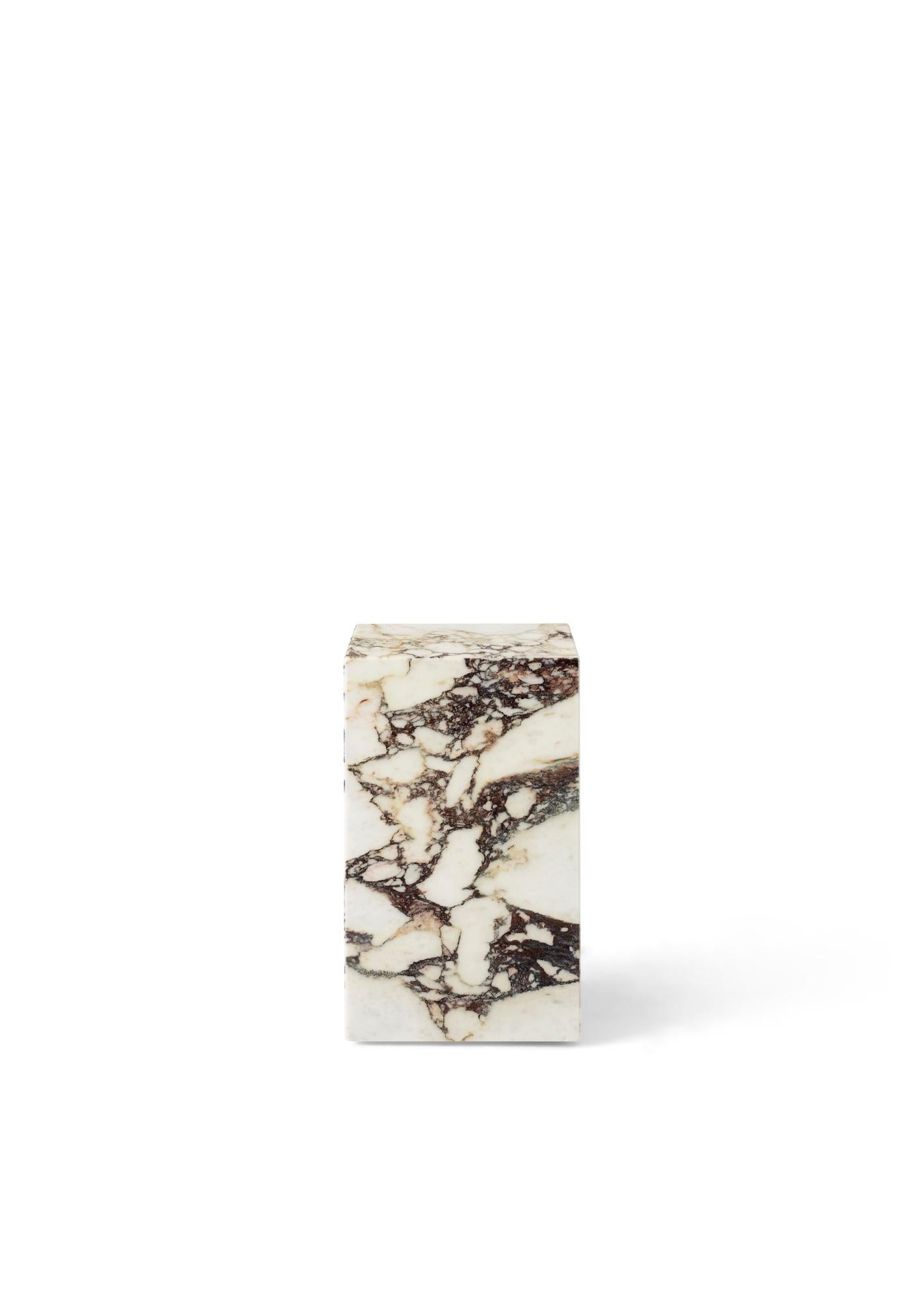 Paar hohe Beistelltische mit Sockel, Marmor Rose Calacatta Viola von Norm Architects (Chinesisch) im Angebot