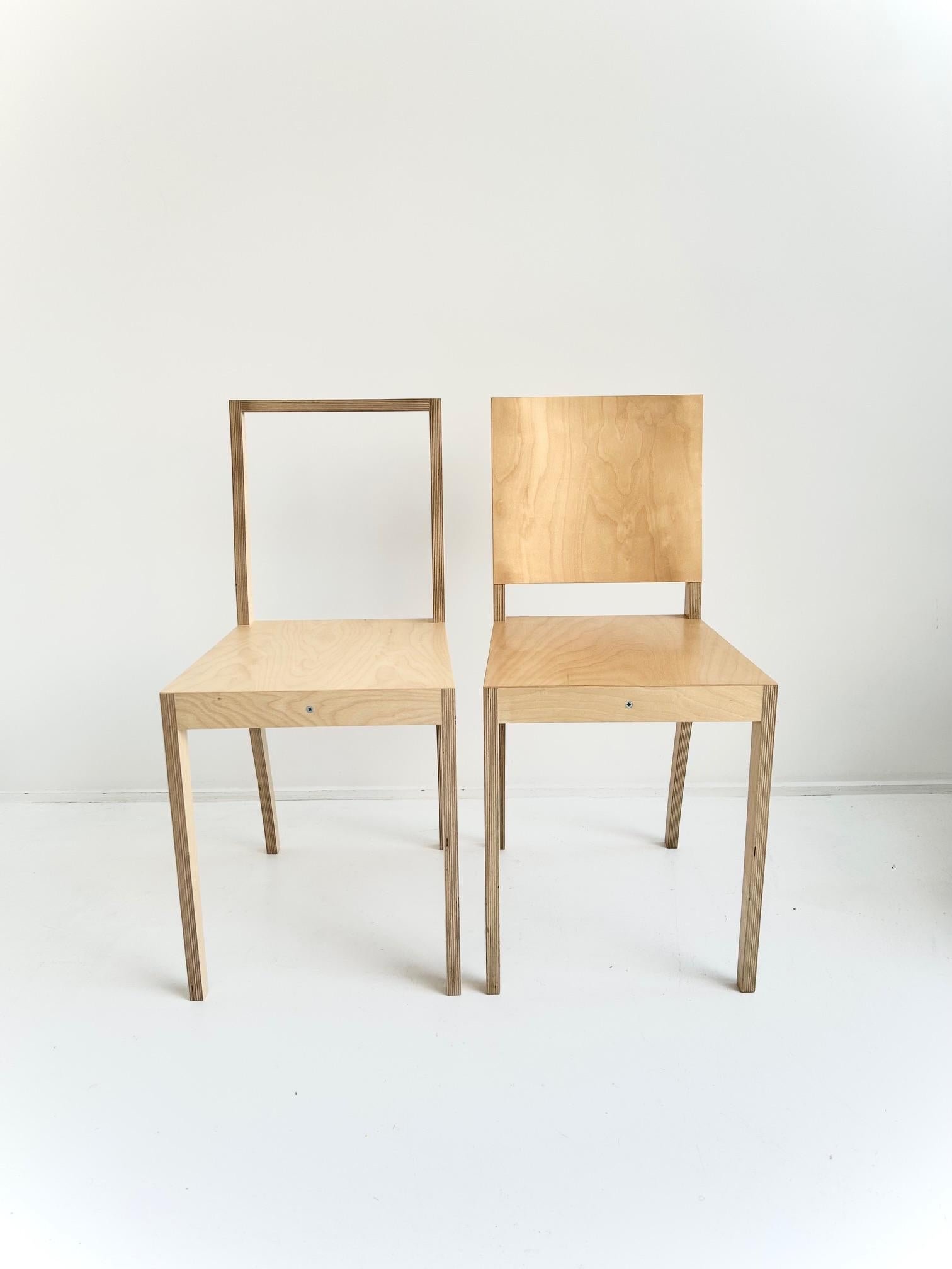 Pair of “Plywood” chairs by Jasper Morrison, Vitra, 1988

Vitra Edition
United Kingdom, 1988
Plywood
Vitra label under the seat
Excellent condition.
H. 84 x L. 39 x D. 46 cm

Model designed for the exhibition “Some New Items for the Home, Part I” at