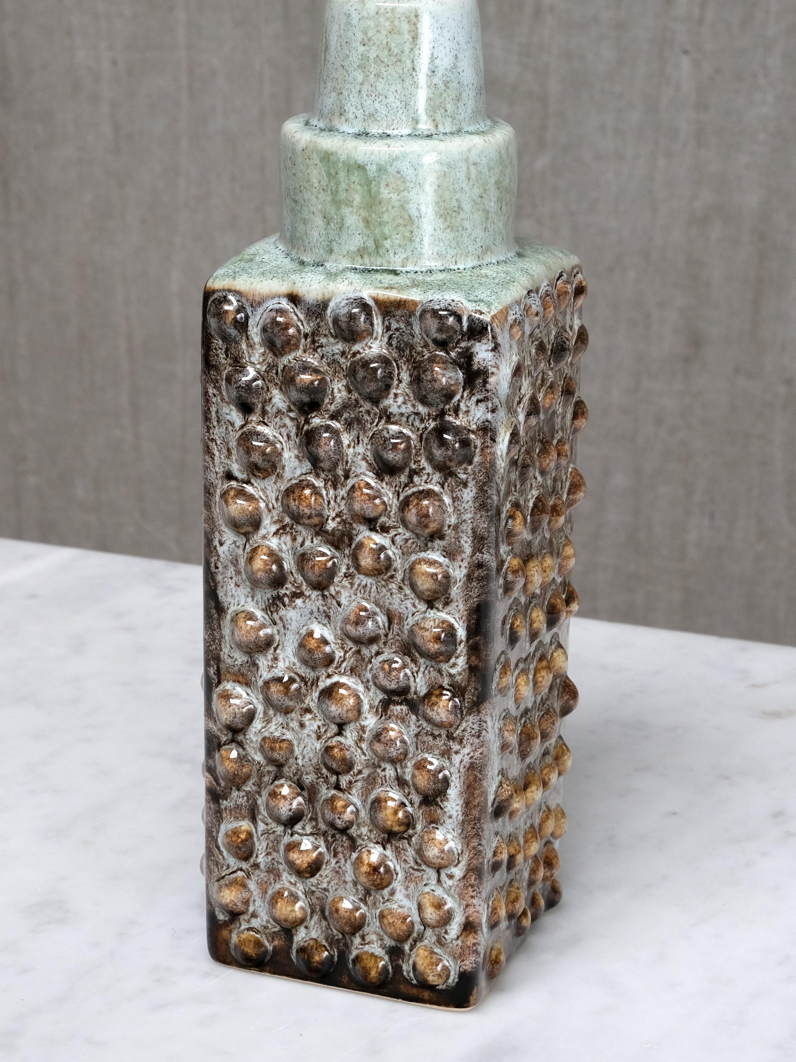 Milieu du XXe siècle Pair of PM Keramik Table Lamps with Dotted Relief Structure, Denmark, 1960s en vente