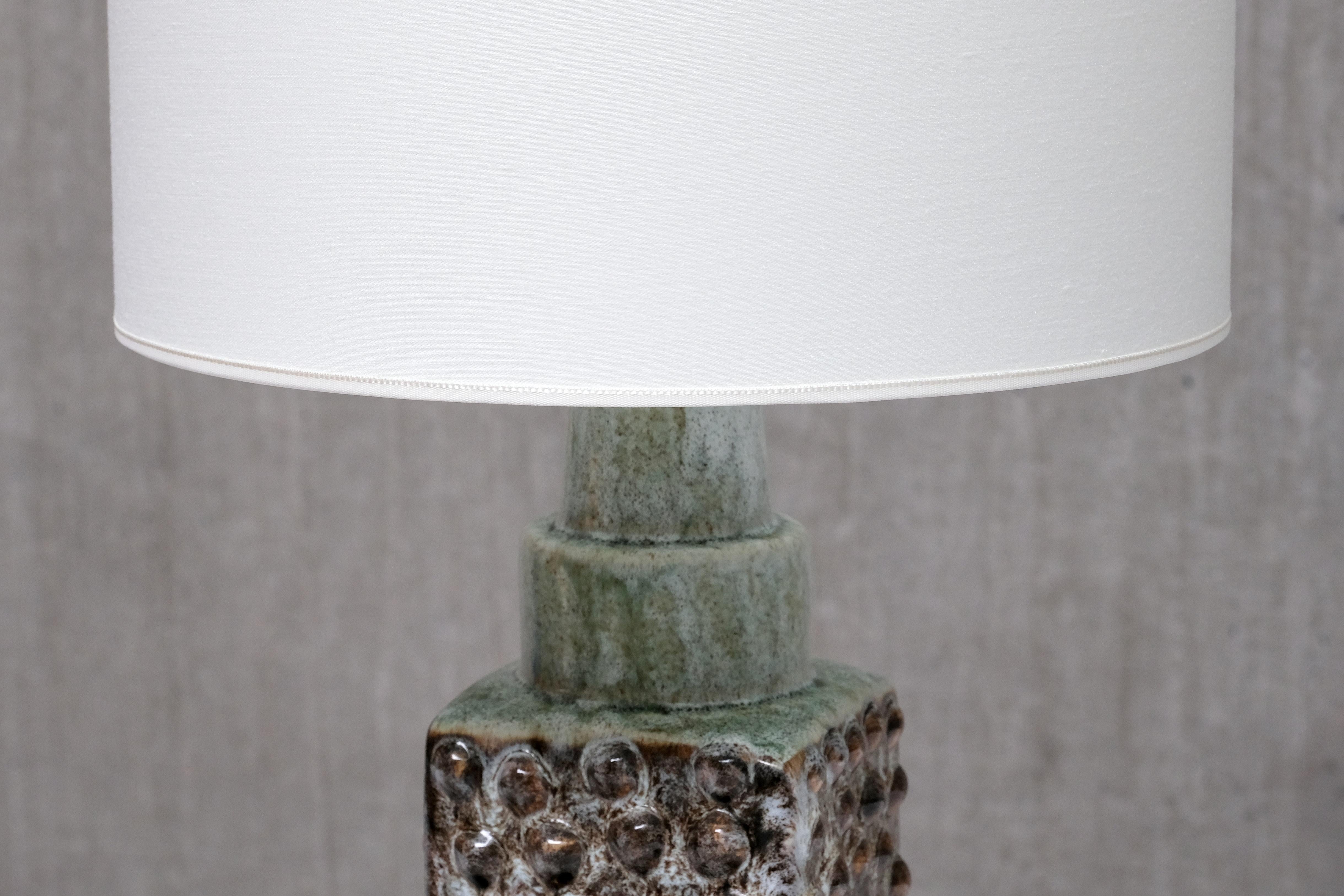 Pair of PM Keramik Table Lamps with Dotted Relief Structure, Denmark, 1960s en vente 2