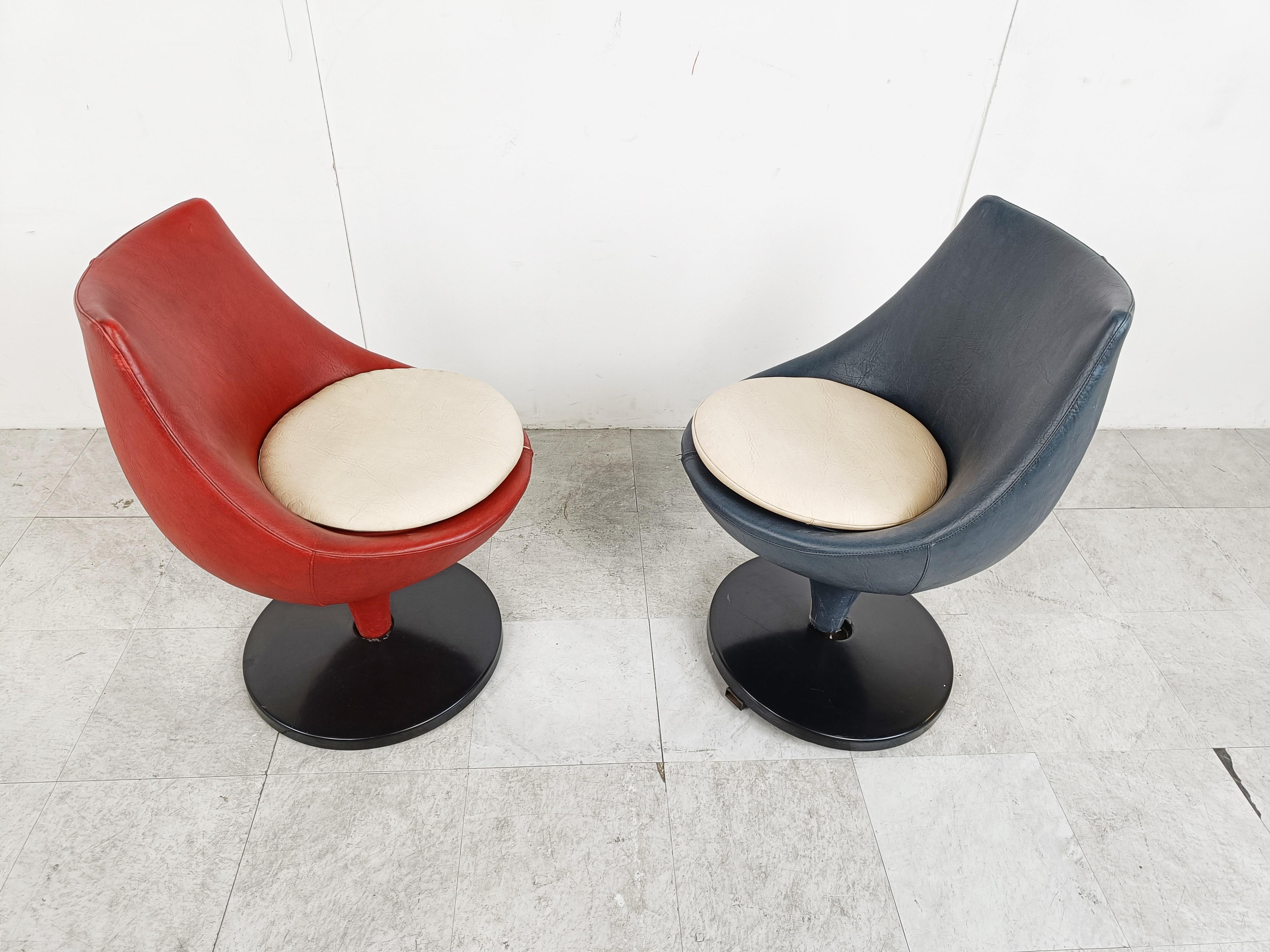 Belgian Pair of Polaris Chairs by Pierre Guariche for Meurop, 1960s For Sale