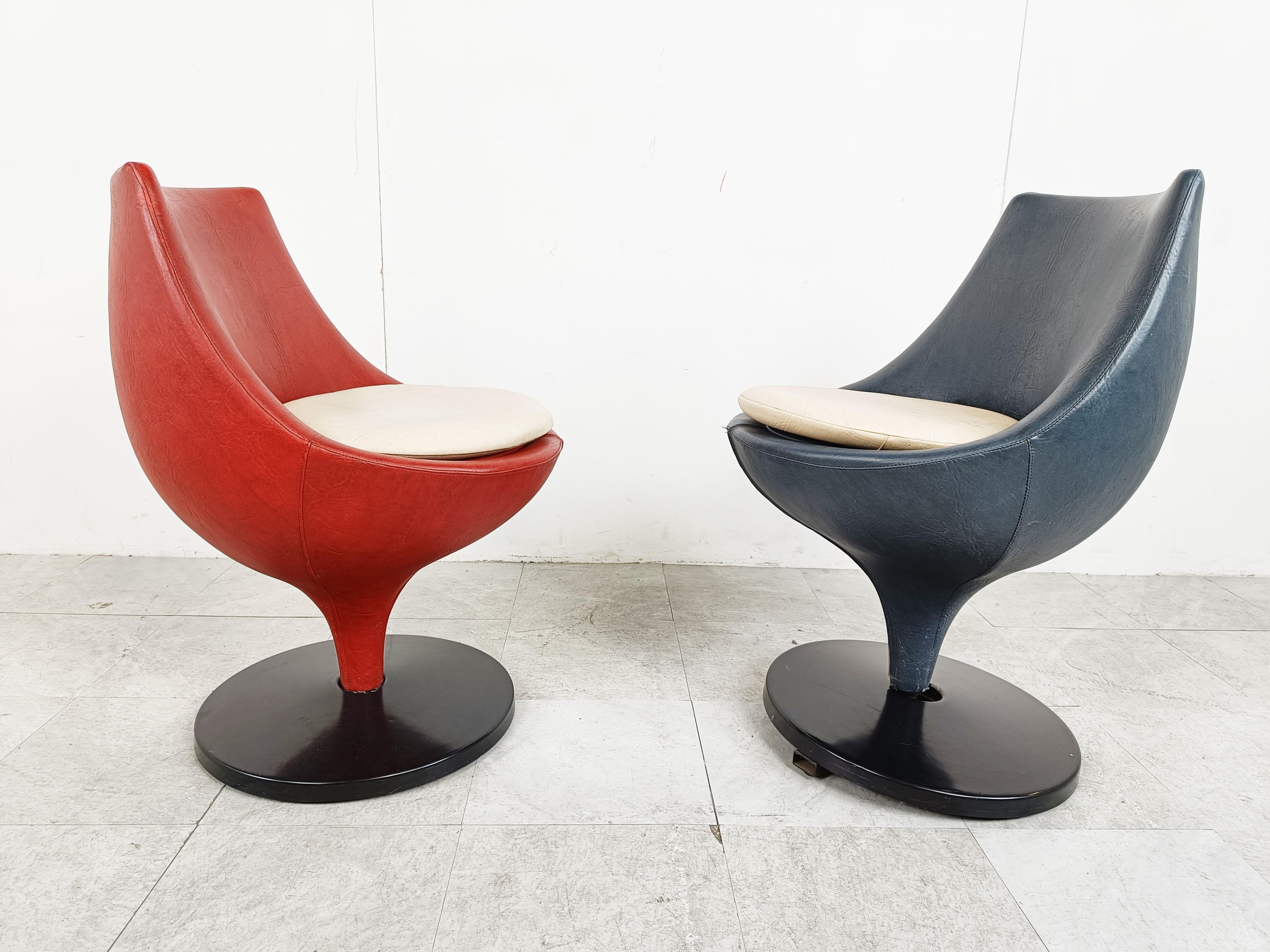 Pair of Polaris Chairs by Pierre Guariche for Meurop, 1960s In Good Condition For Sale In HEVERLEE, BE