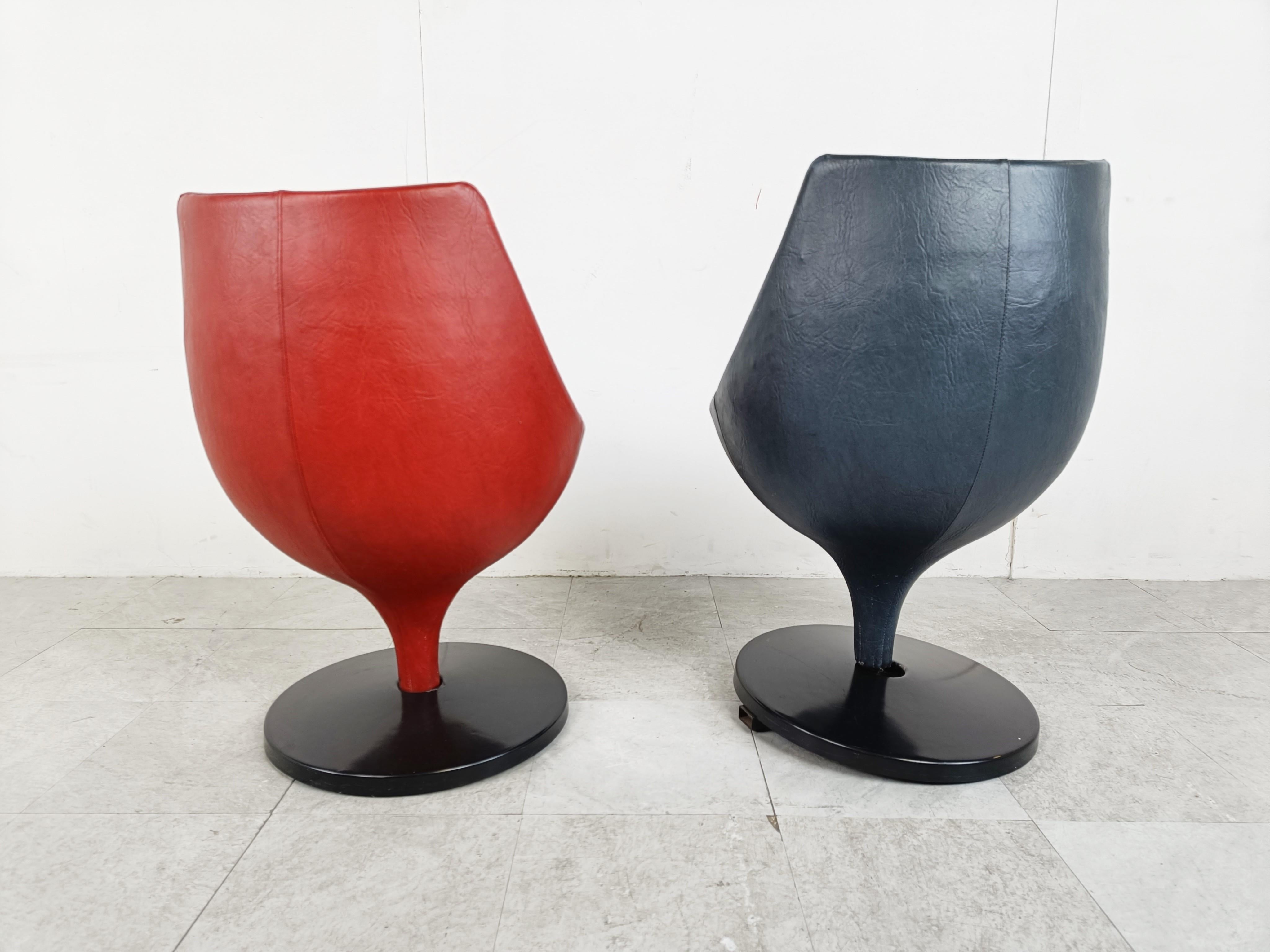 Ein Paar Polaris-Stühle von Pierre Guariche für Meurop, 1960er Jahre (Kunstleder) im Angebot