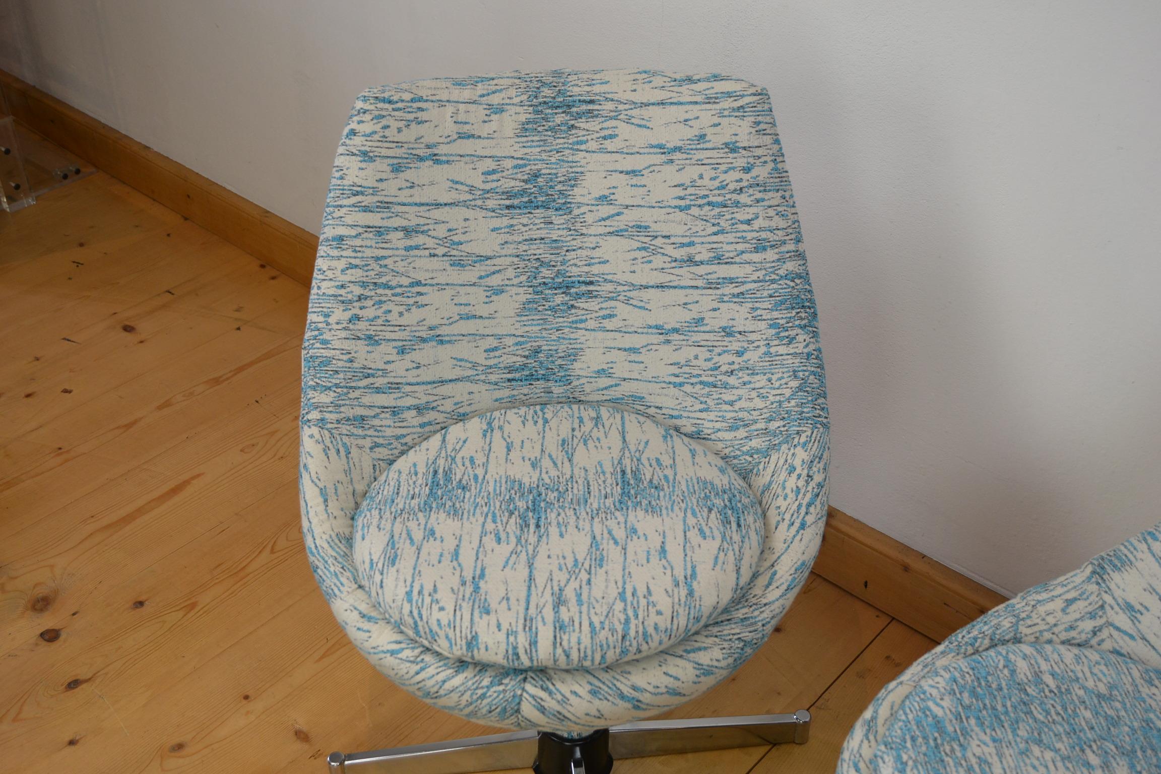 Modern Pair of Blue Polaris Meurop Swivel Chairs by Pierre Guariche, 1960s, Belgium