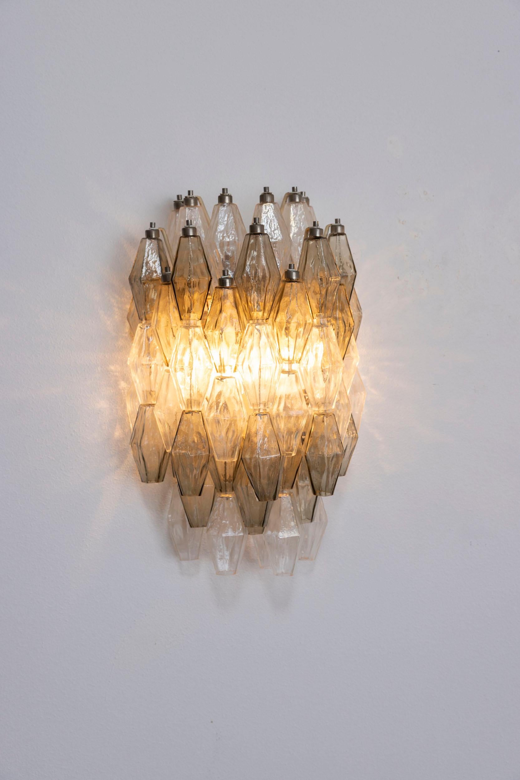 Pair of poliedri wall lights attributed to Carlo Scarpa for Venini For Sale 3